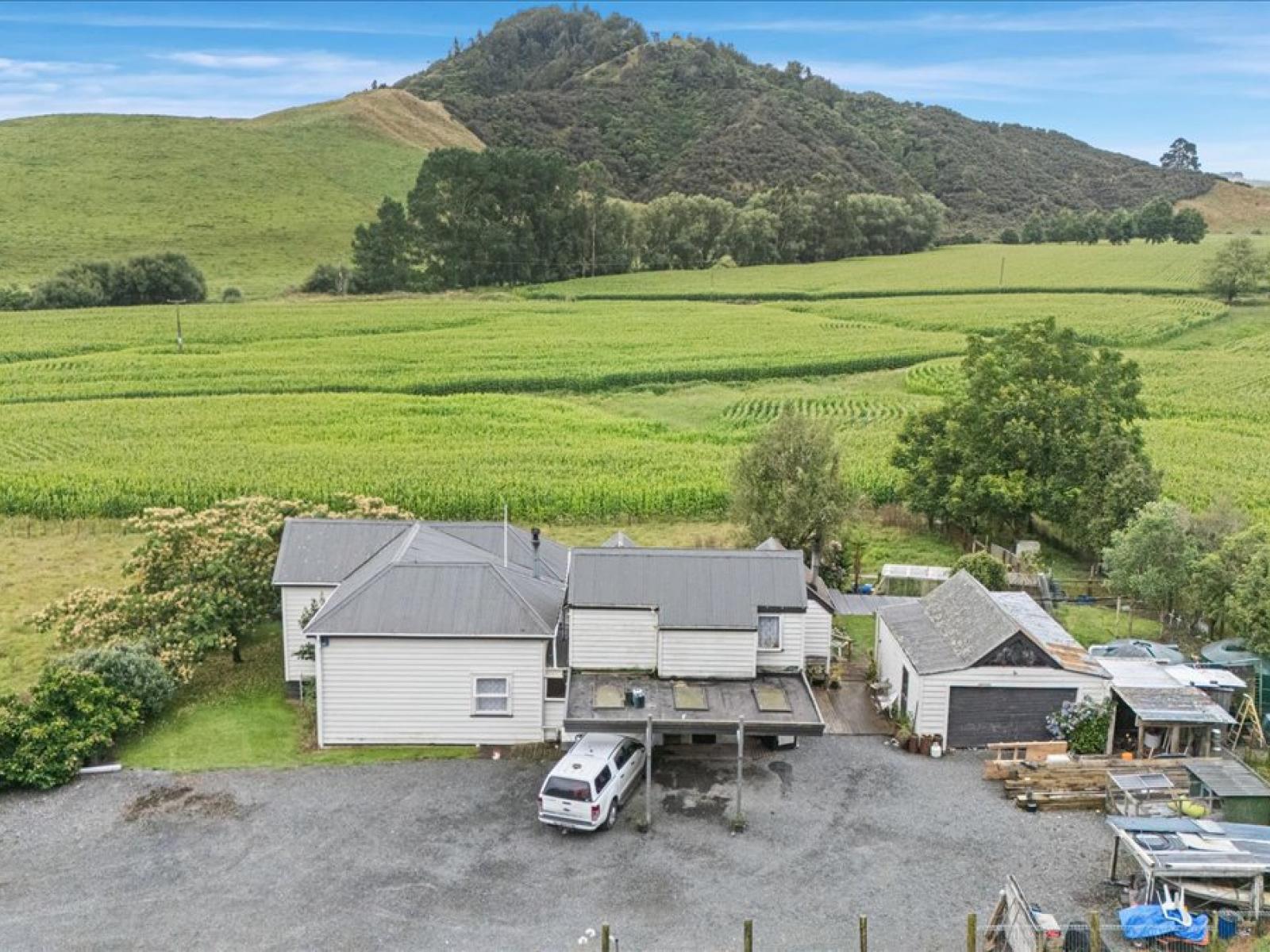 280 Kaitaringa Road, Aria