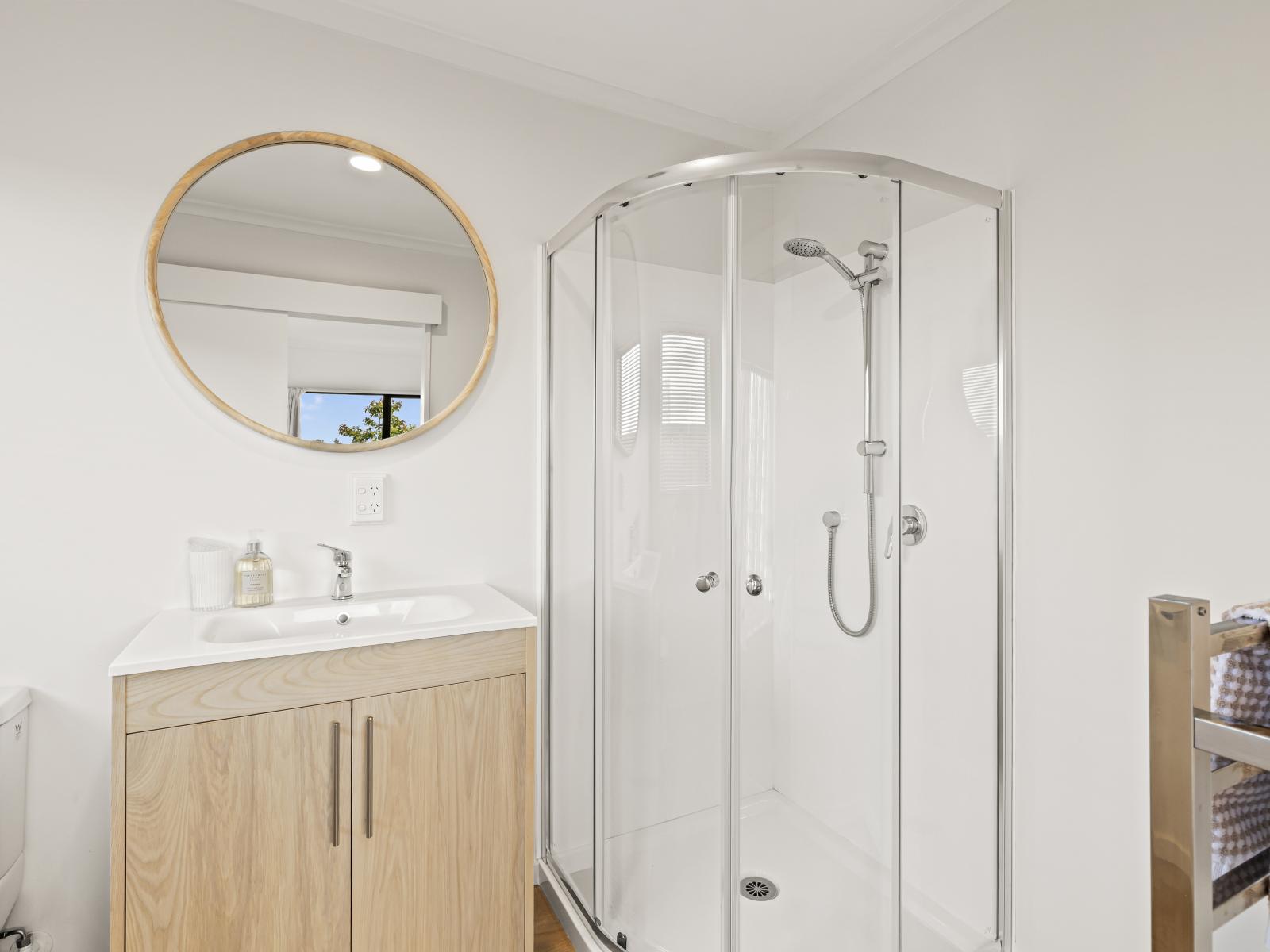 120 Great North Road, Otamatea