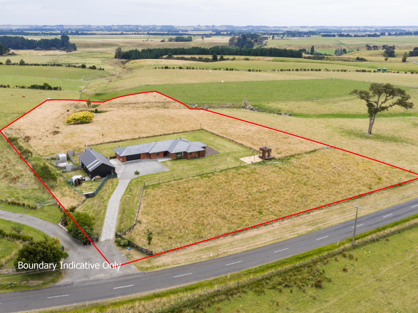 1061 Taonui Road, Colyton