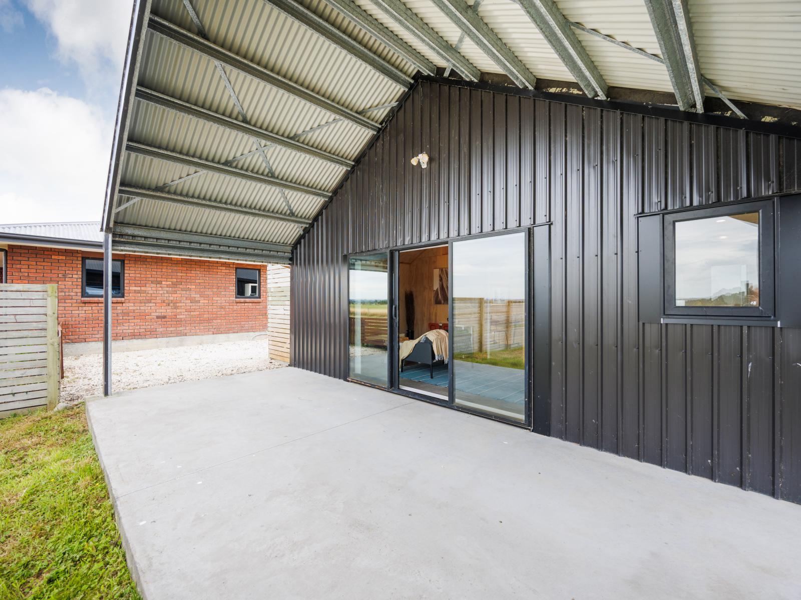 1061 Taonui Road, Colyton