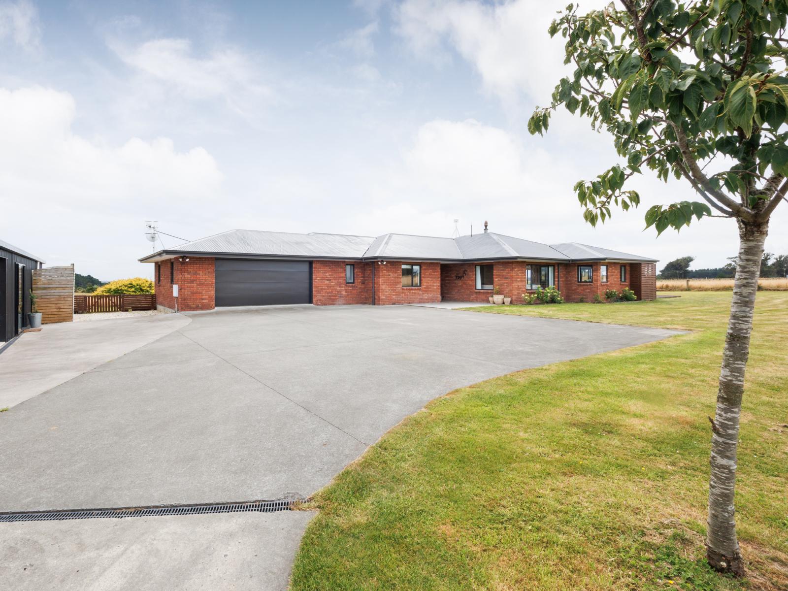 1061 Taonui Road, Colyton