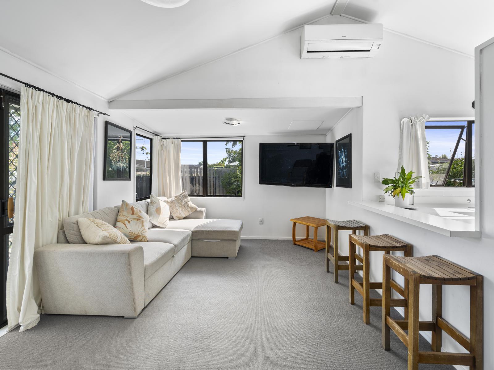 205A Pattison Road , Akina