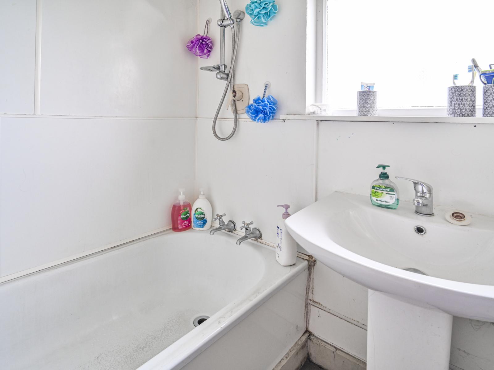 1004 Bledisloe Street, Raureka