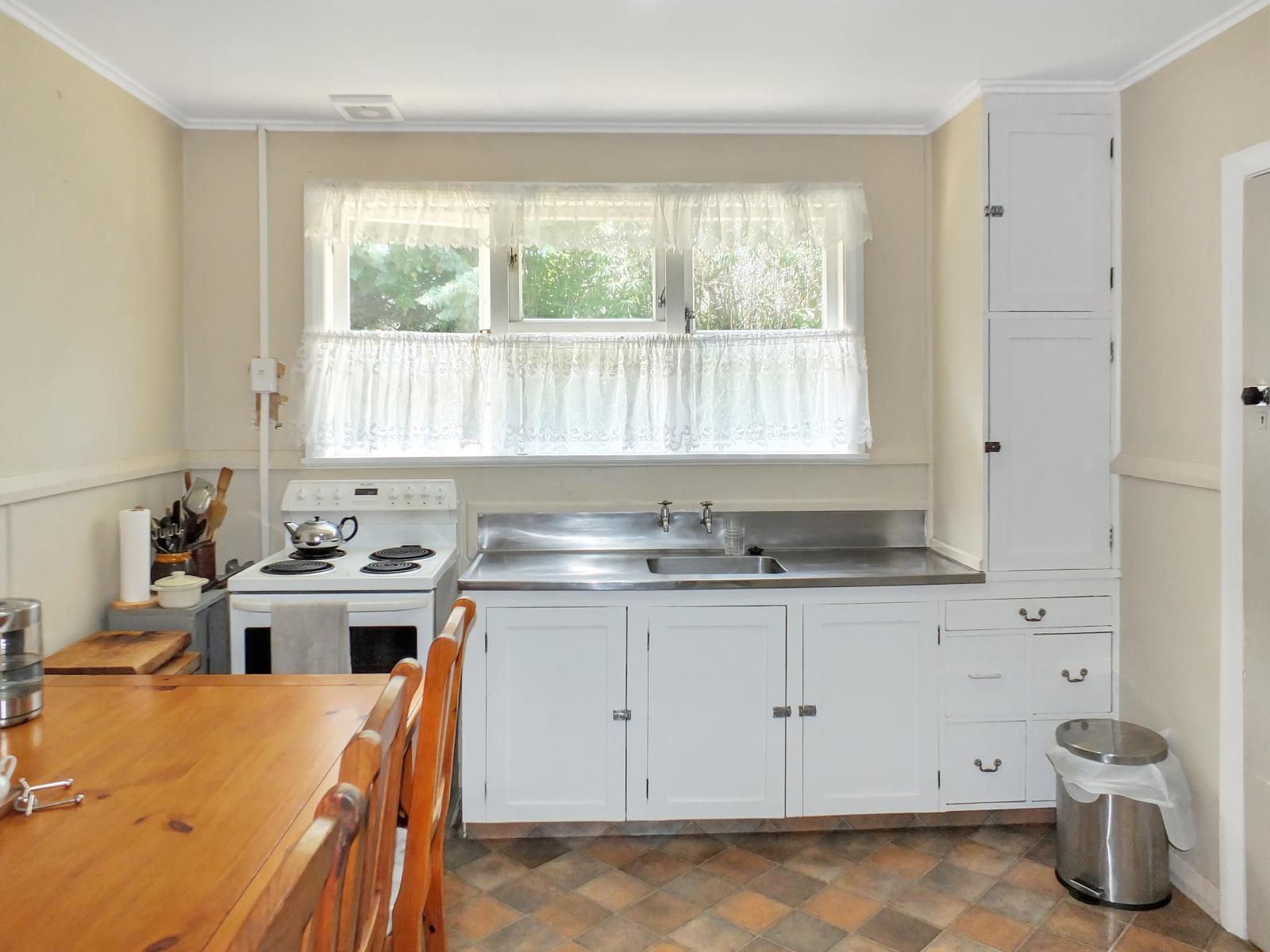 10 Easton Street, Foxton