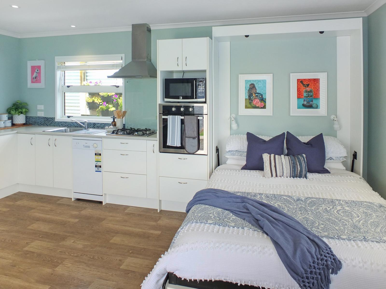 16A Edinburgh Terrace, Foxton Beach