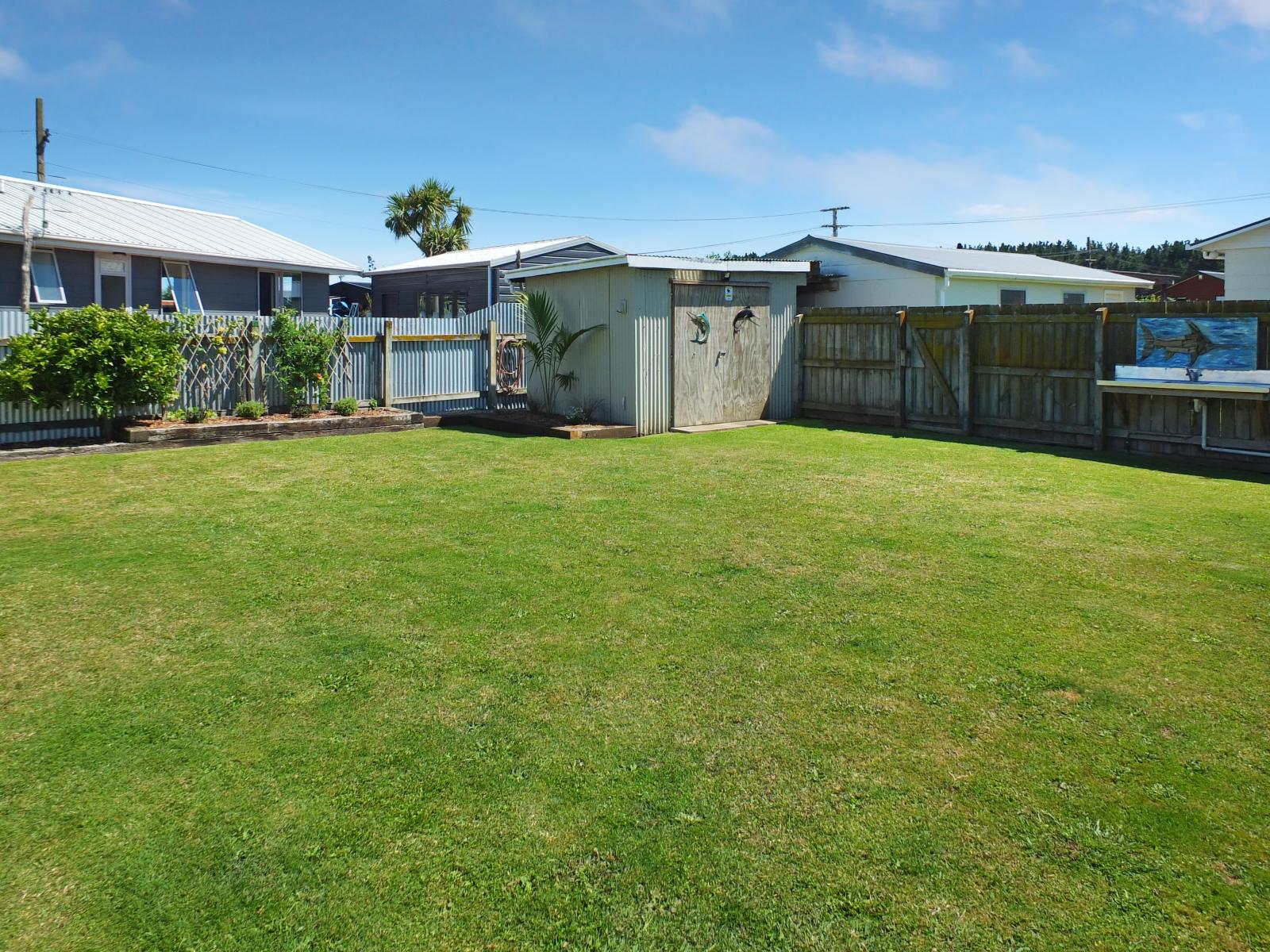 16A Edinburgh Terrace, Foxton Beach