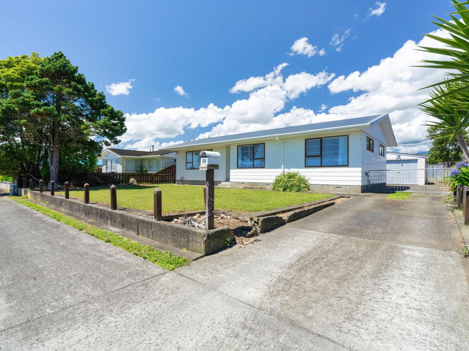 33 Solway Street, Levin