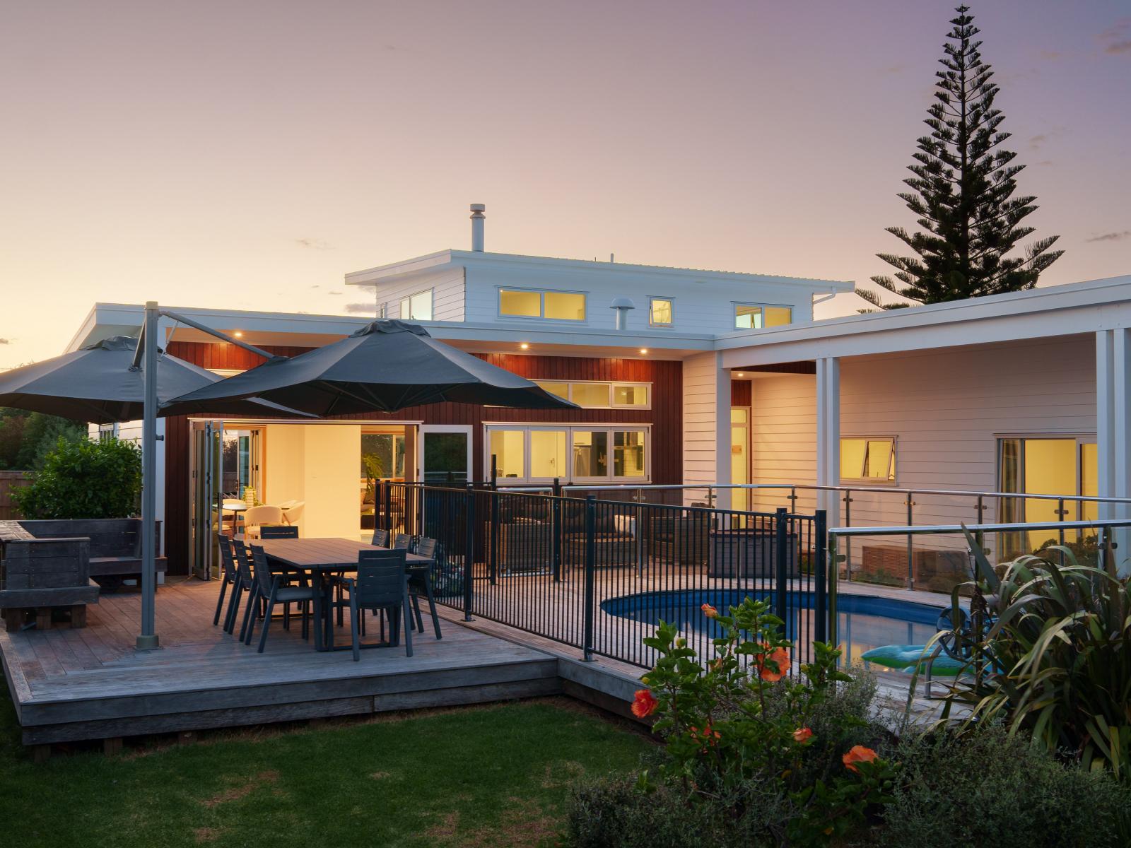 11 Beach Cove, Wainui