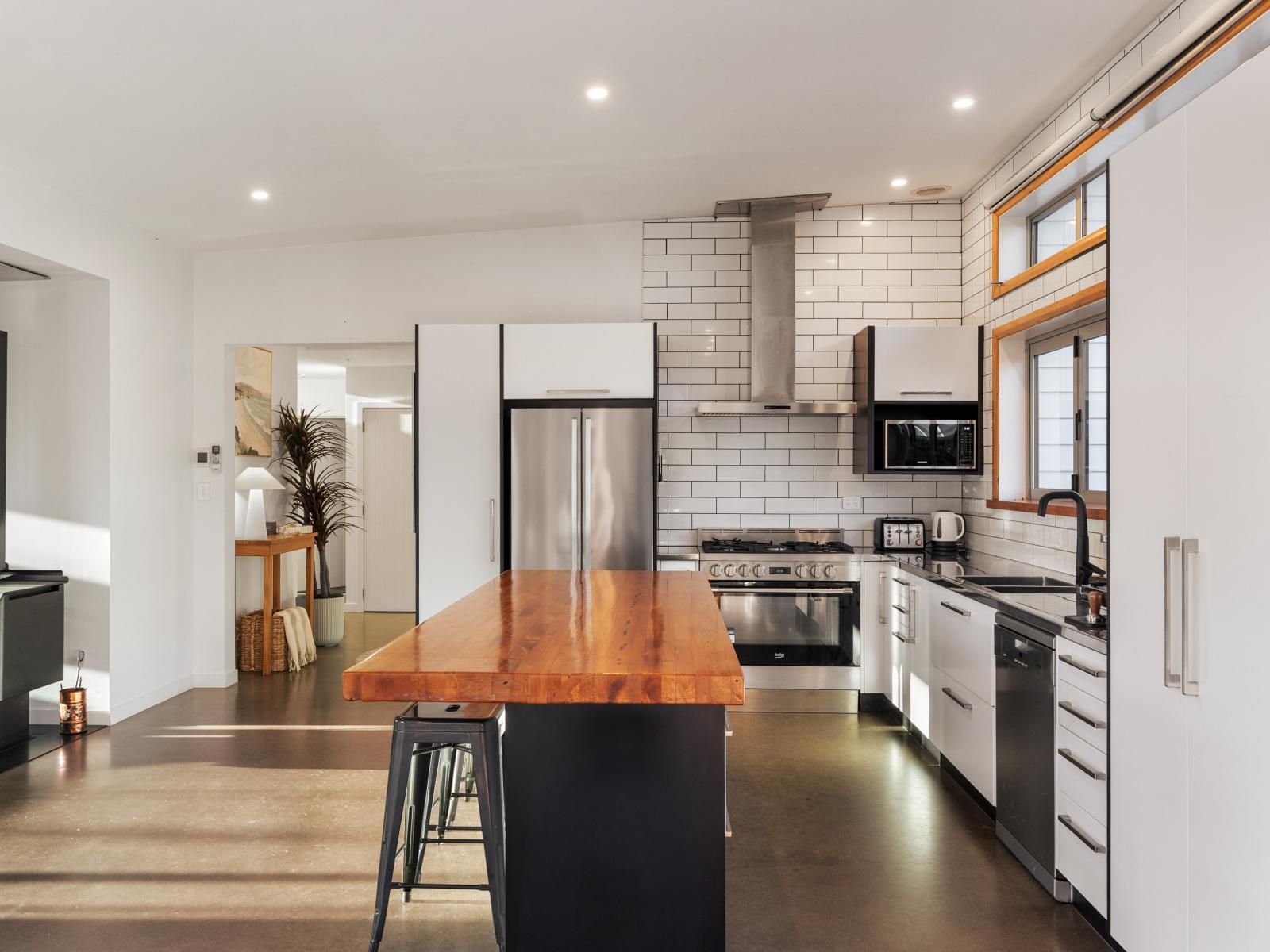 11 Beach Cove, Wainui