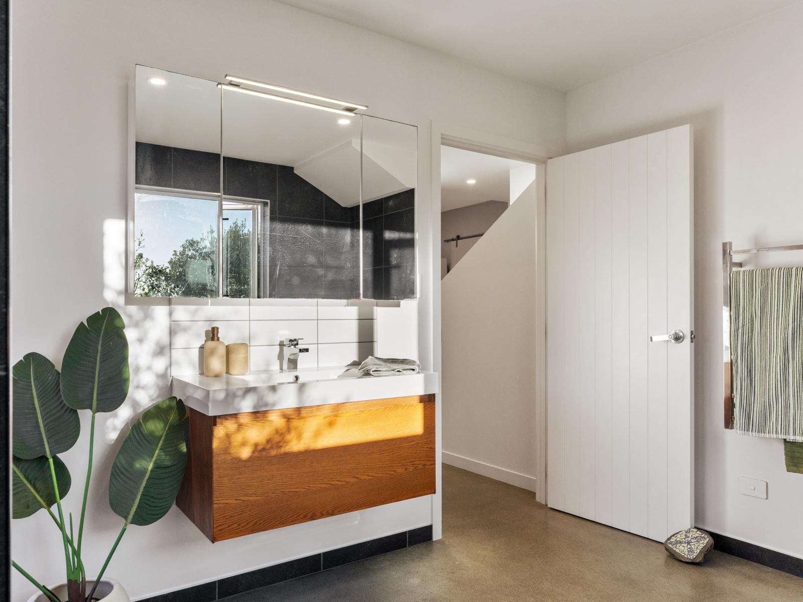 11 Beach Cove, Wainui