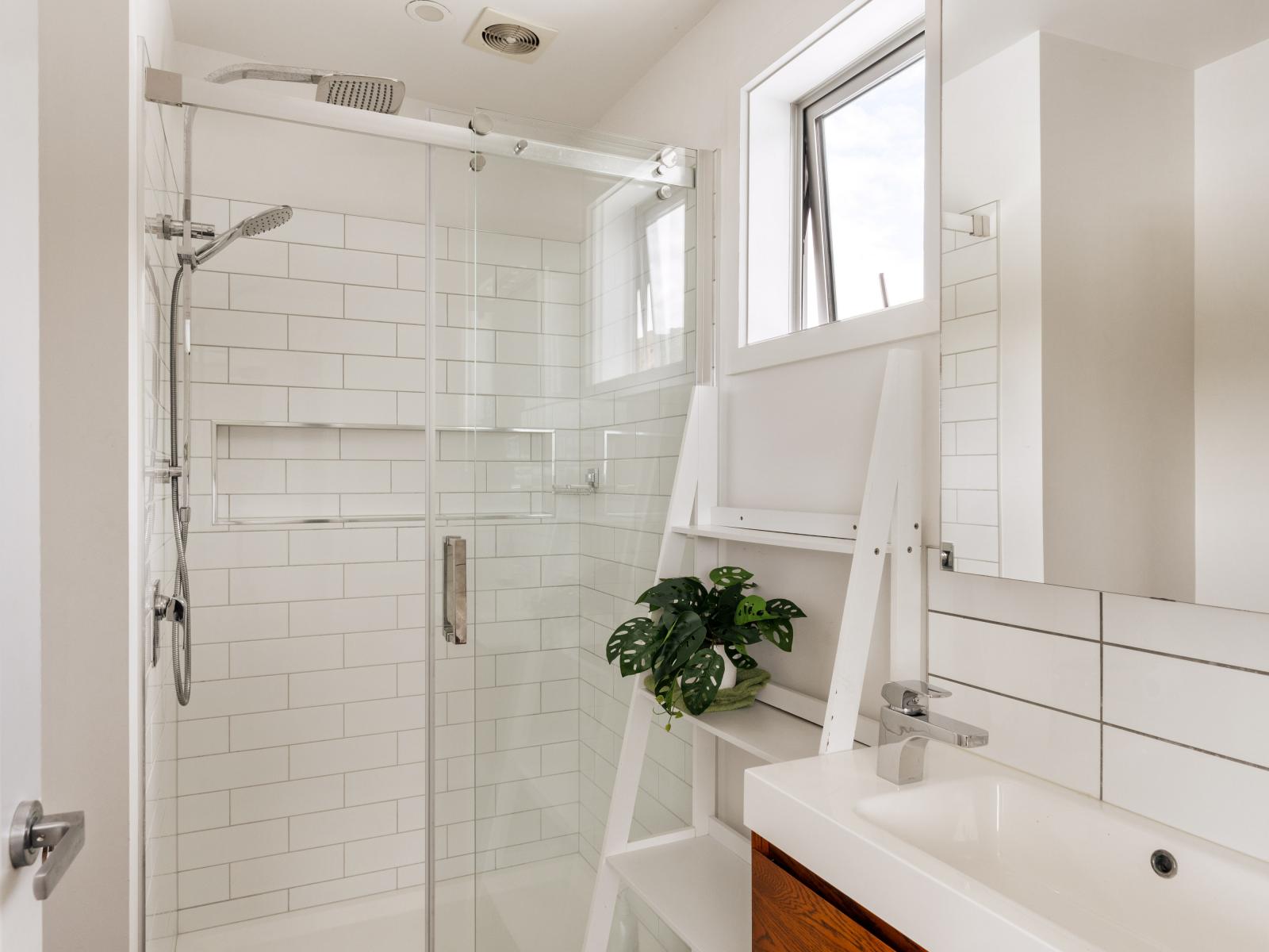 11 Beach Cove, Wainui