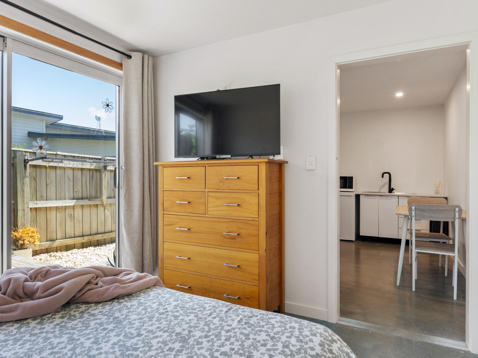 11 Beach Cove, Wainui