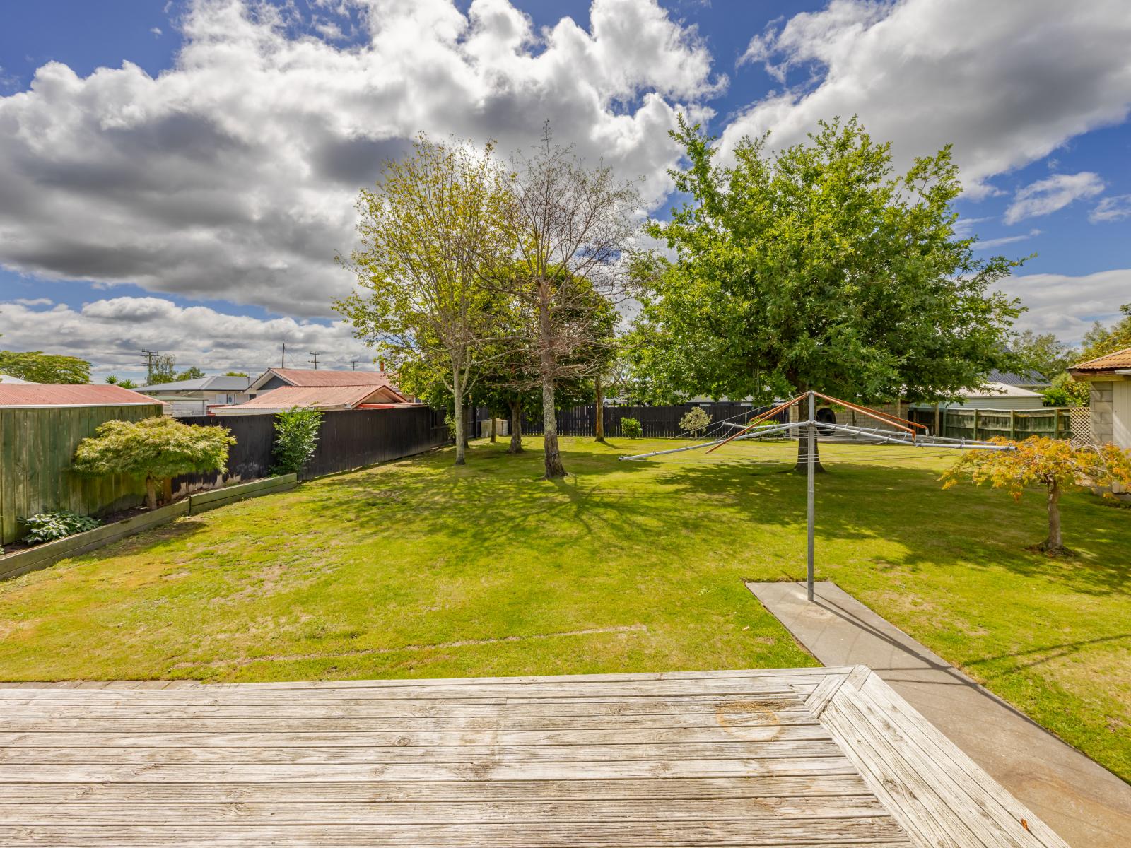 9 and 11 Willow Grove, Waipukurau