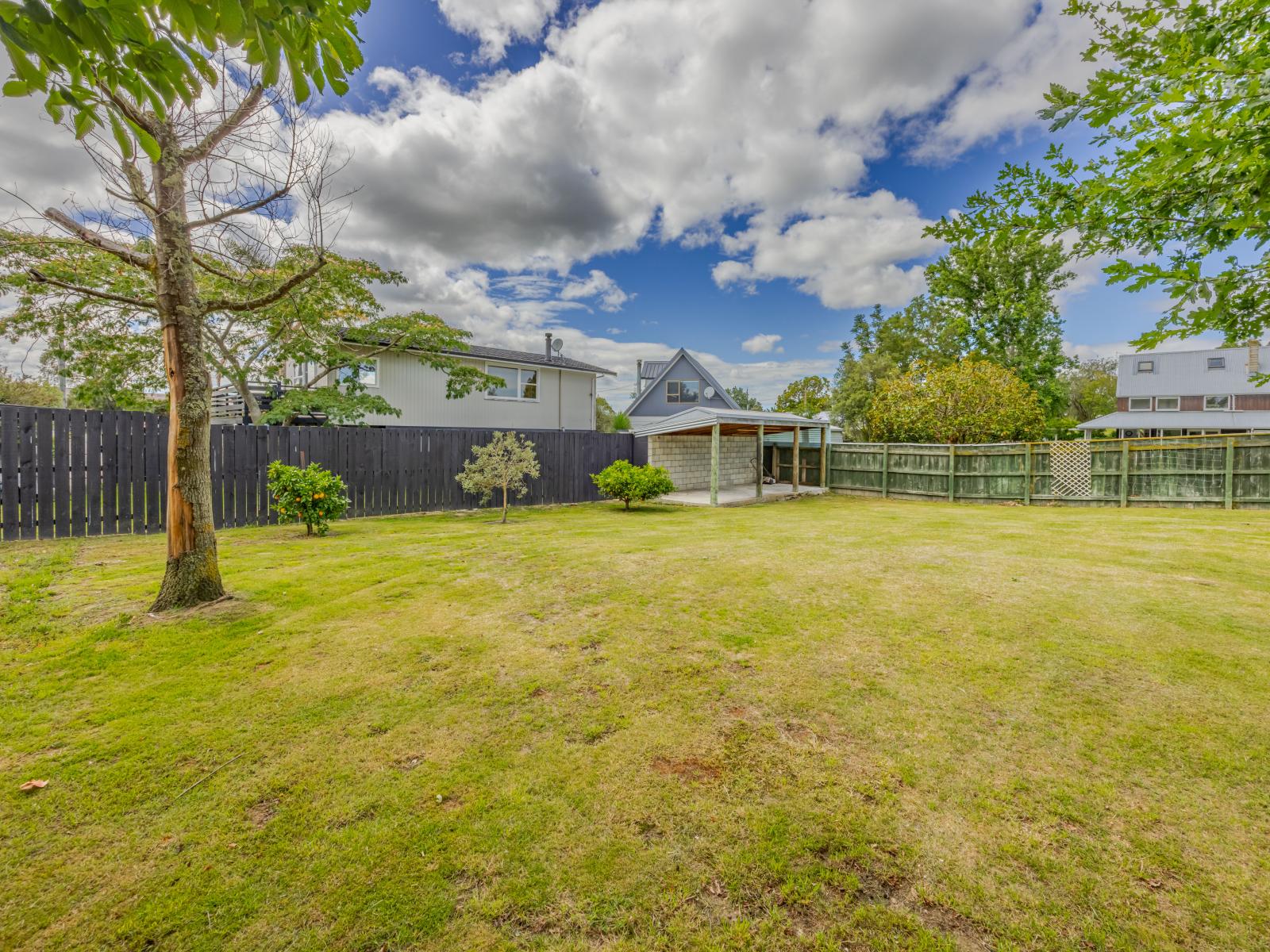 9 and 11 Willow Grove, Waipukurau