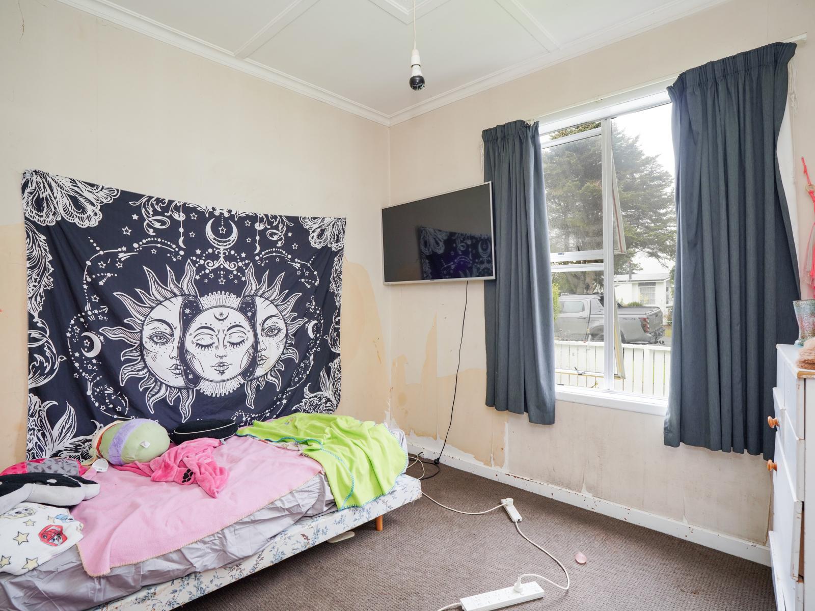 108 Venus Street, Strathern