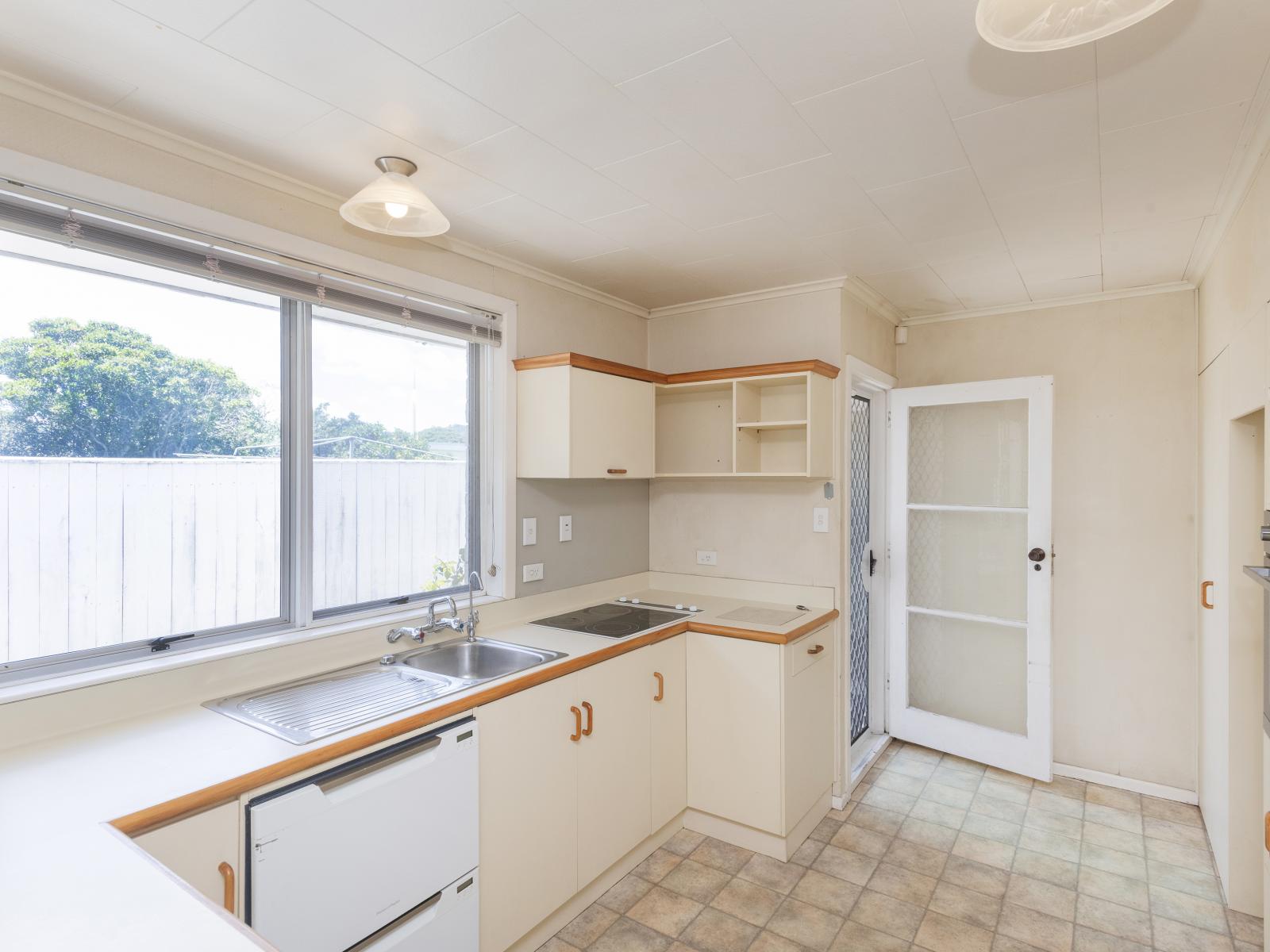 10 Mason Street, Riverdale