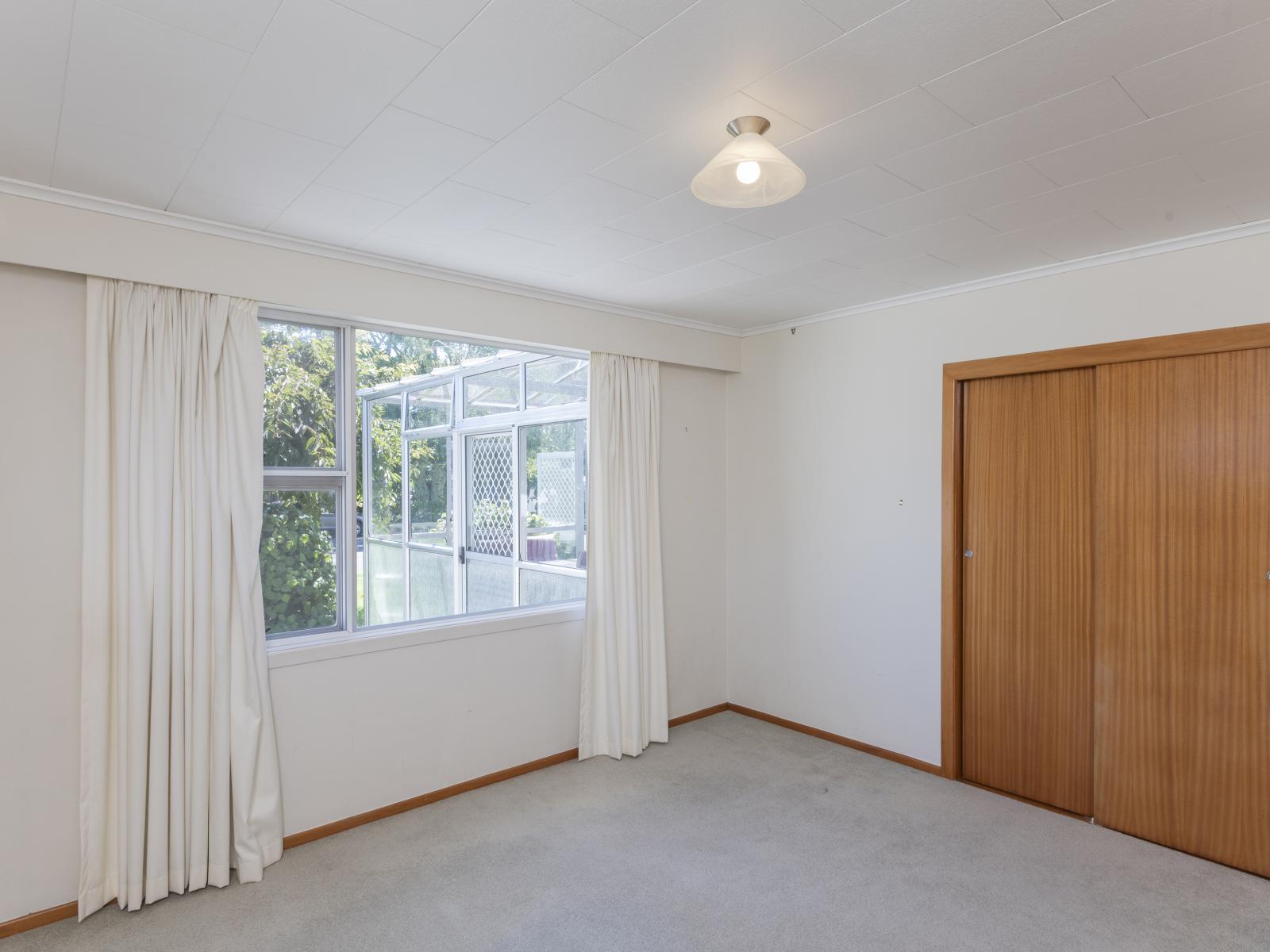 10 Mason Street, Riverdale