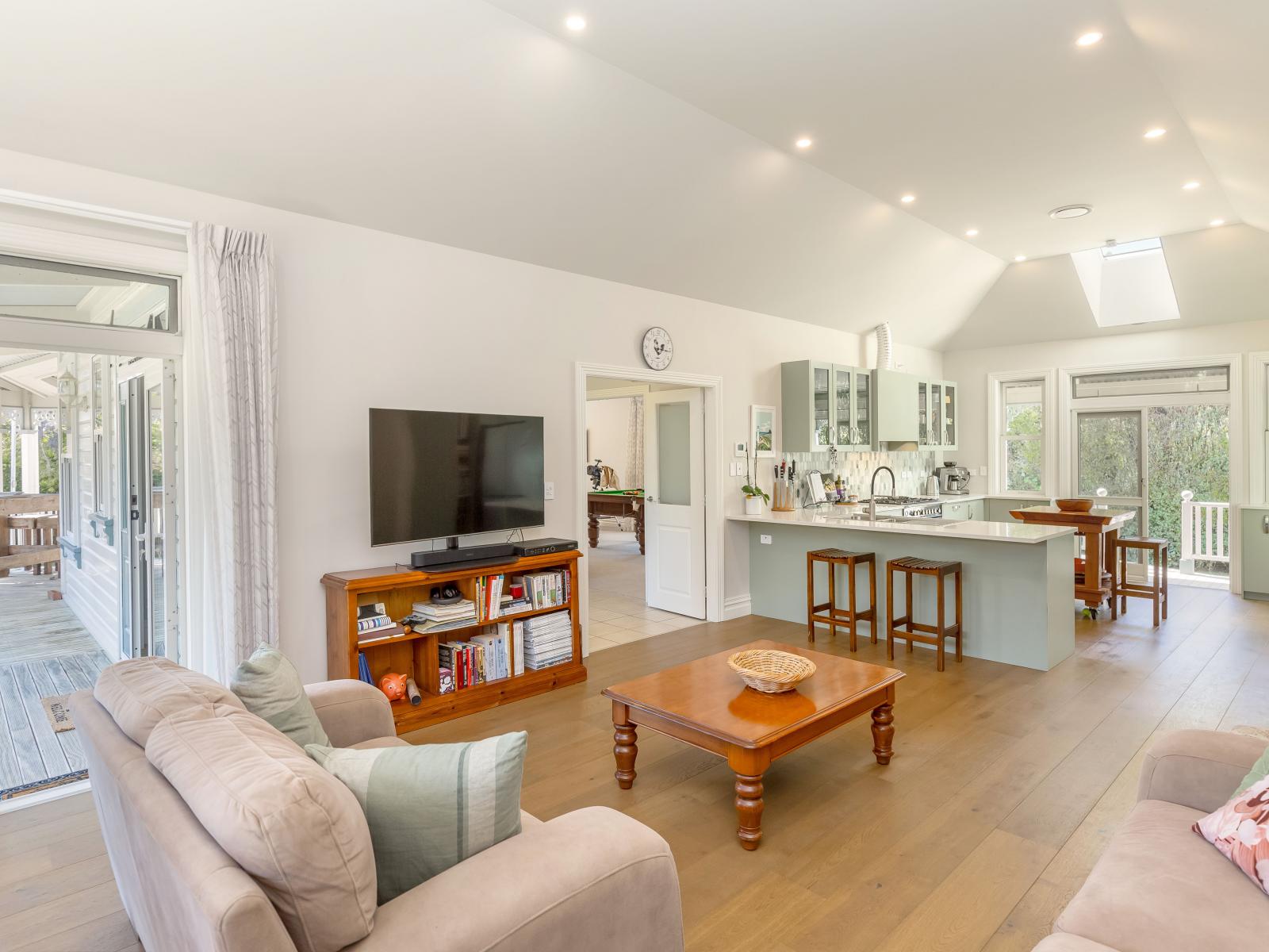 104 Kuratawhiti Street, Greytown