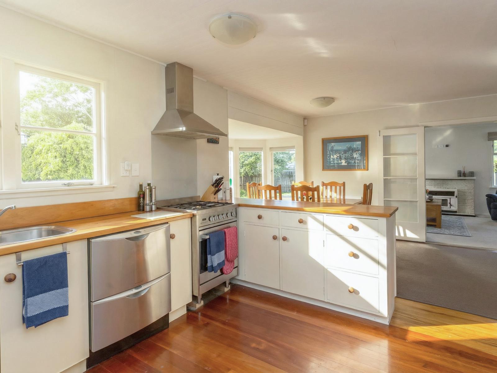 40 Reading Street, Greytown