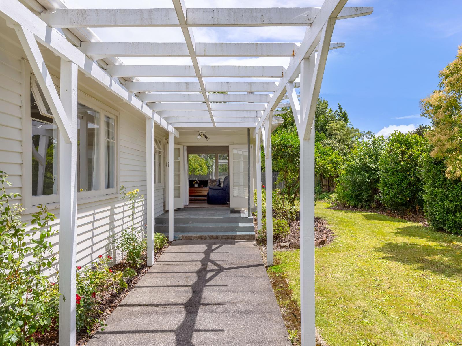 40 Reading Street, Greytown