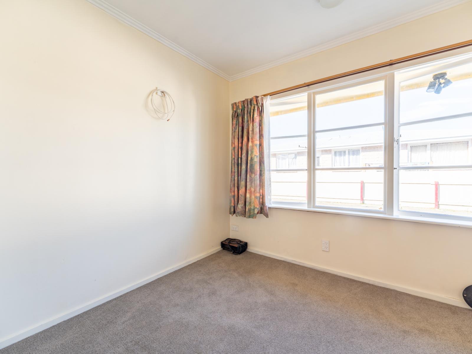 Unit 2, 75 Ranui Avenue, Waimataitai