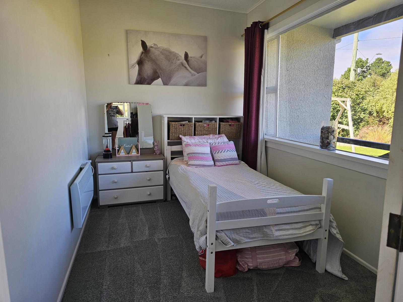 90 Parsons Road, Weston