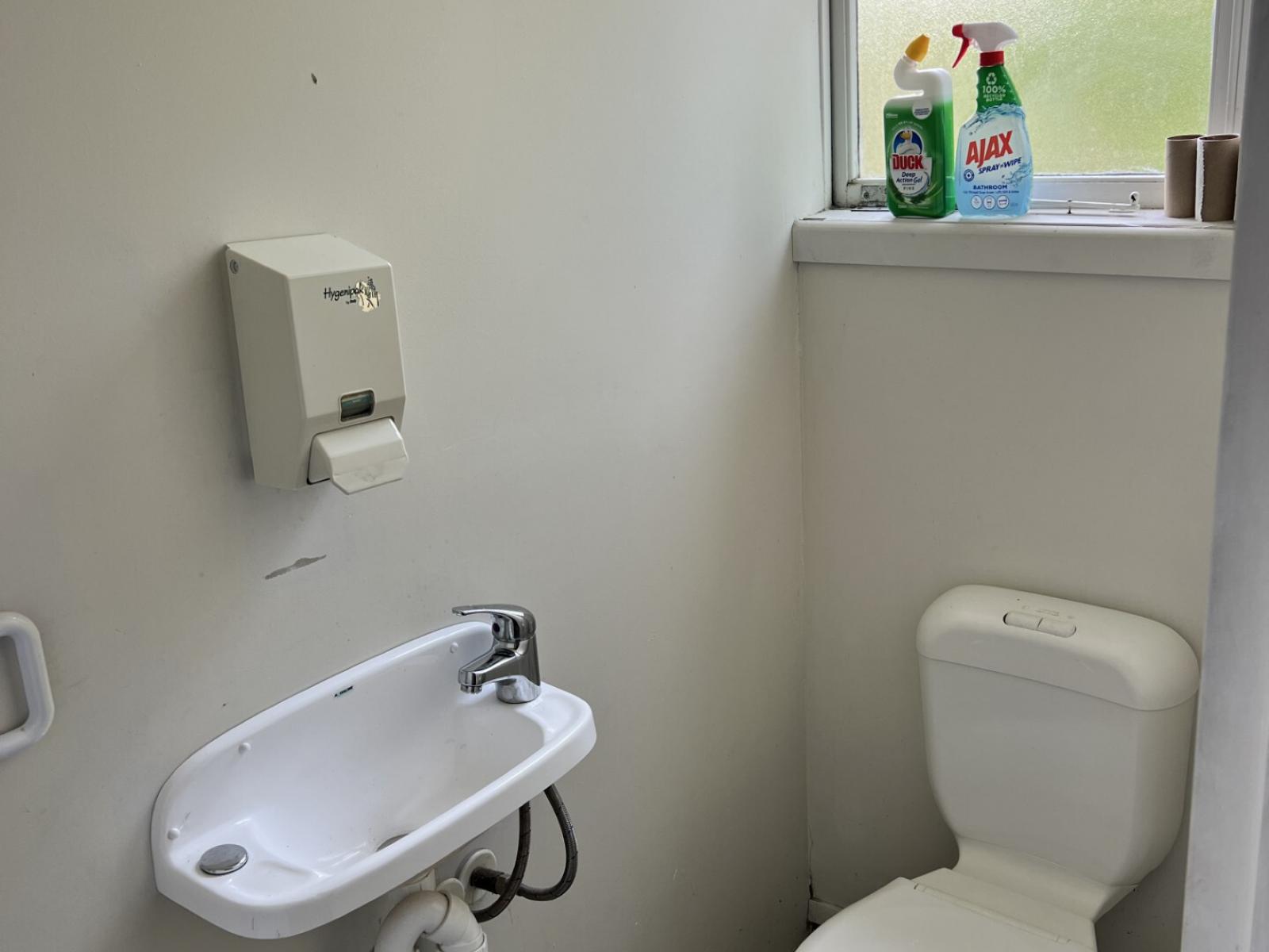 46 Hinemoa Street, Paraparaumu