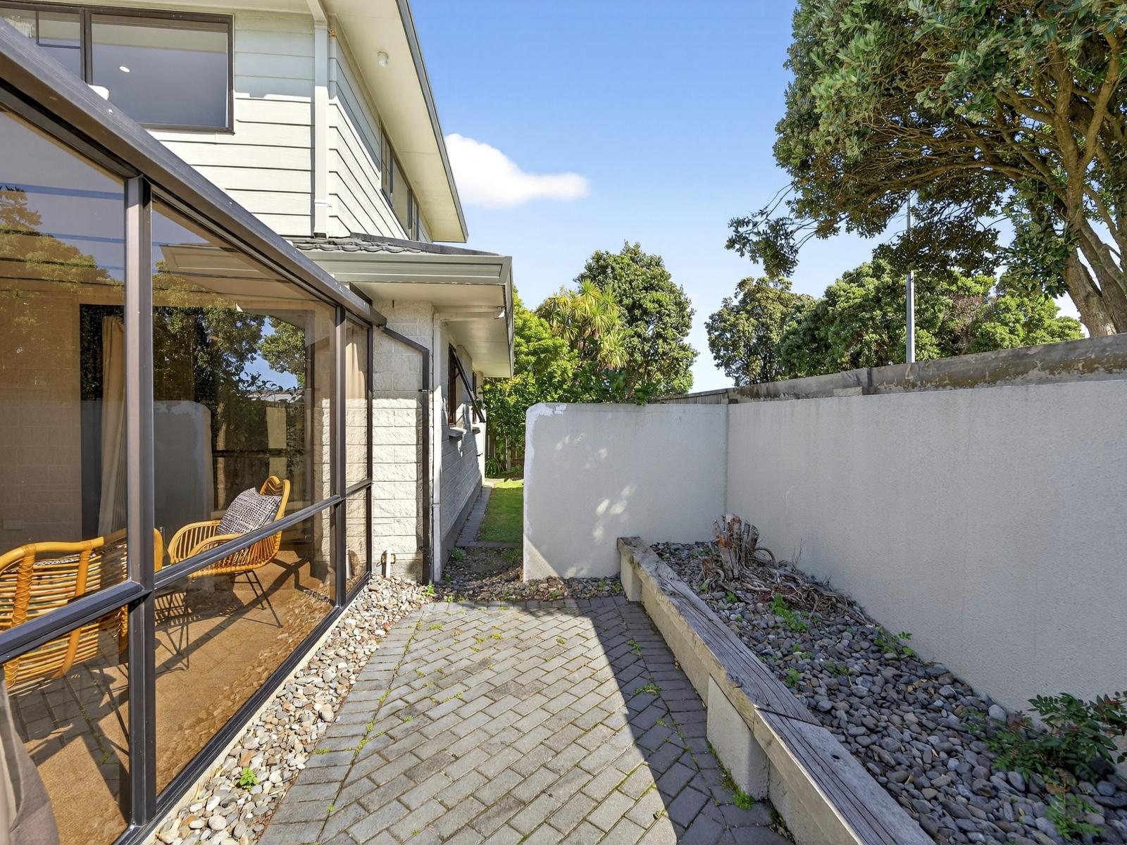 103A Linton Street, West End