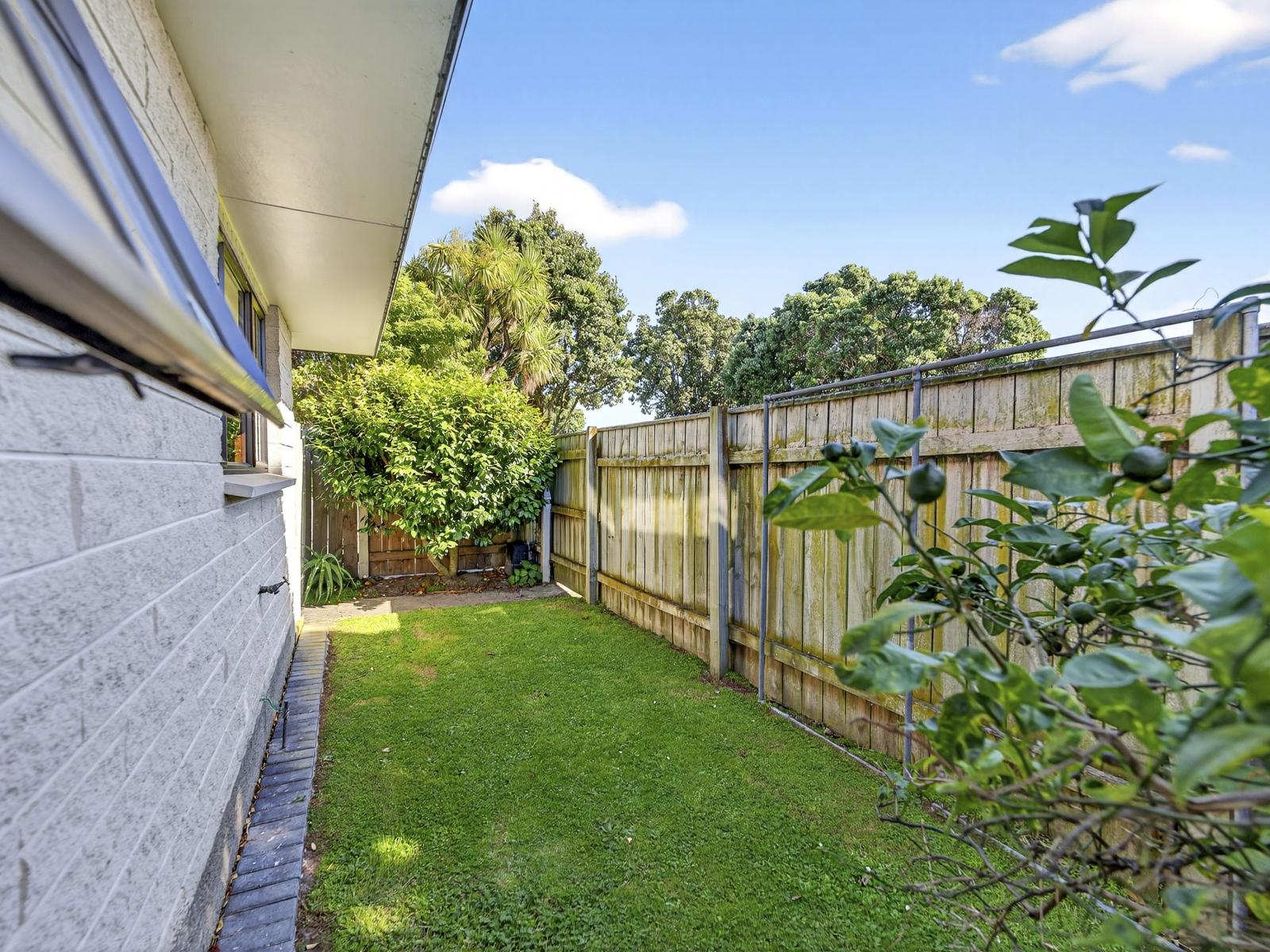 103A Linton Street, West End