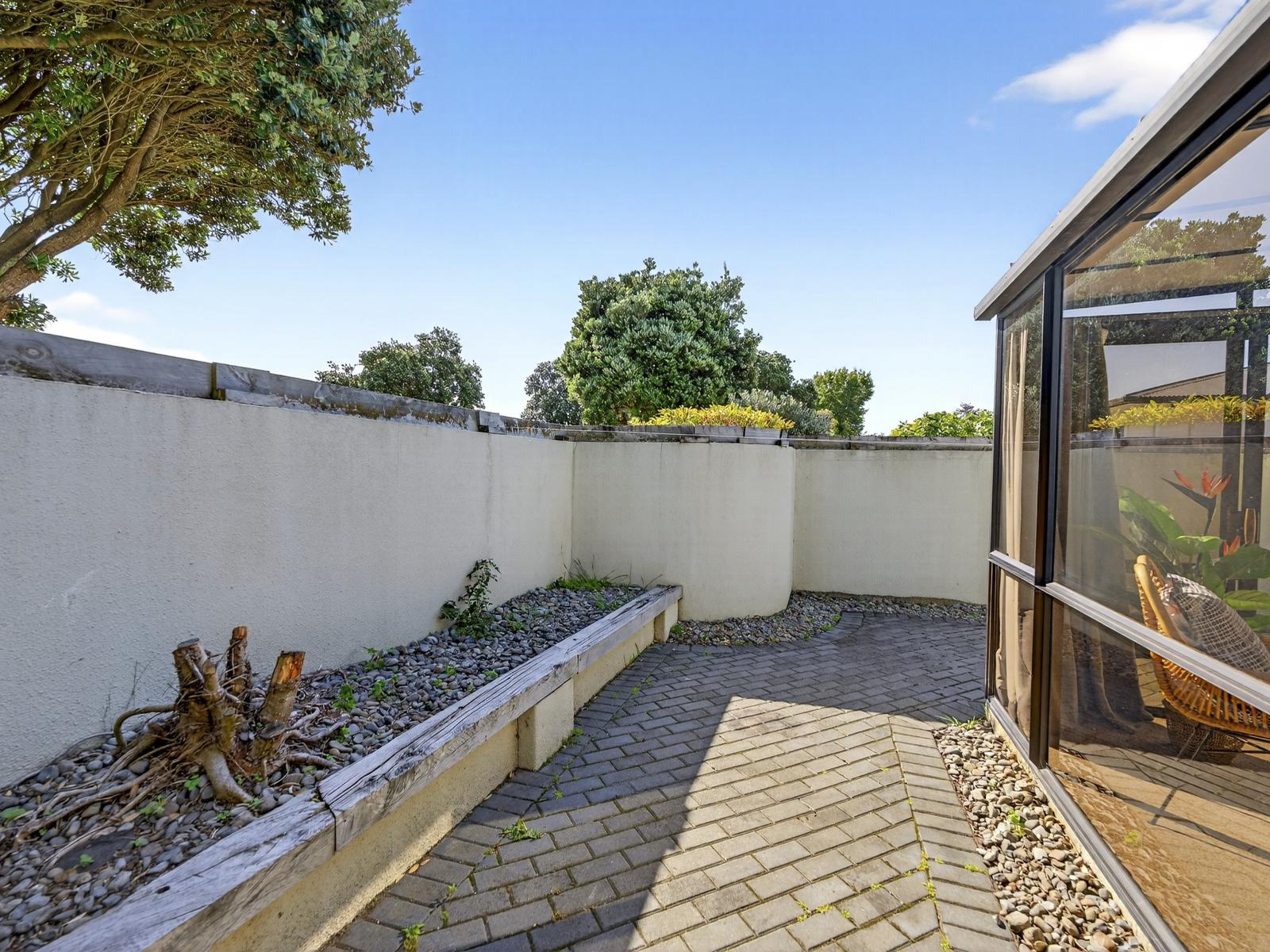 103A Linton Street, West End