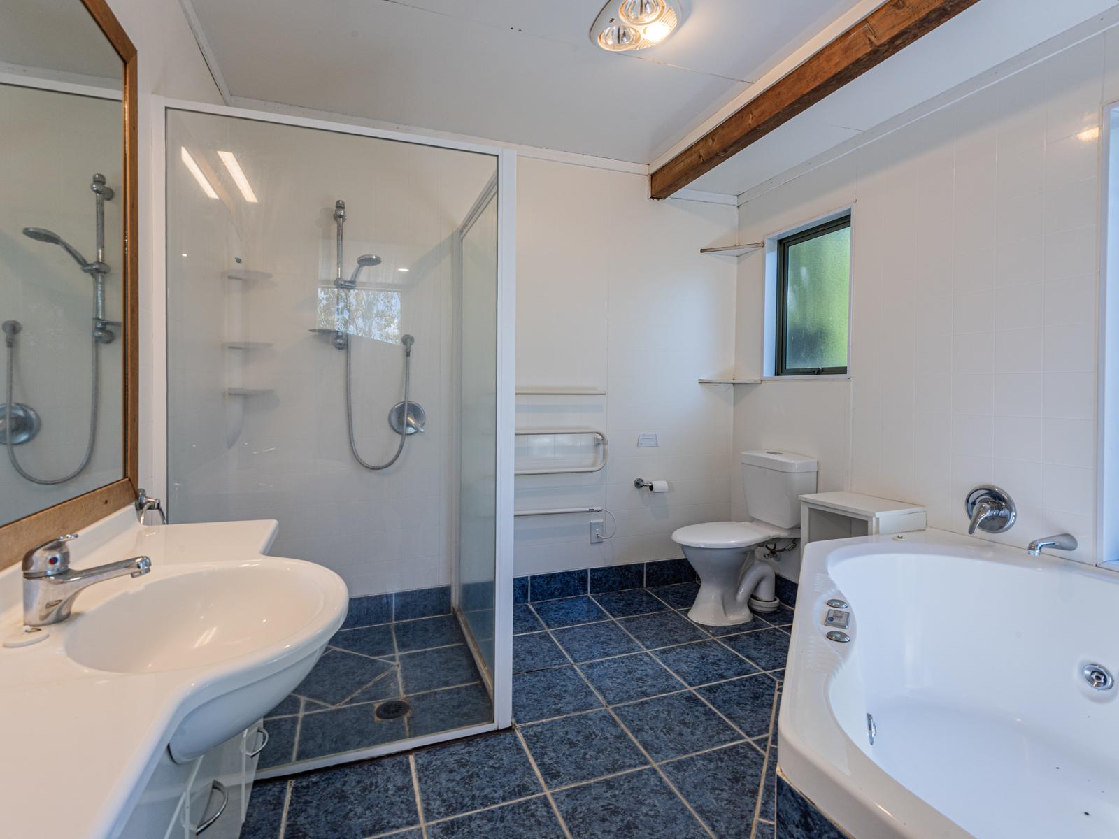 329 Beach Road, Onerahi