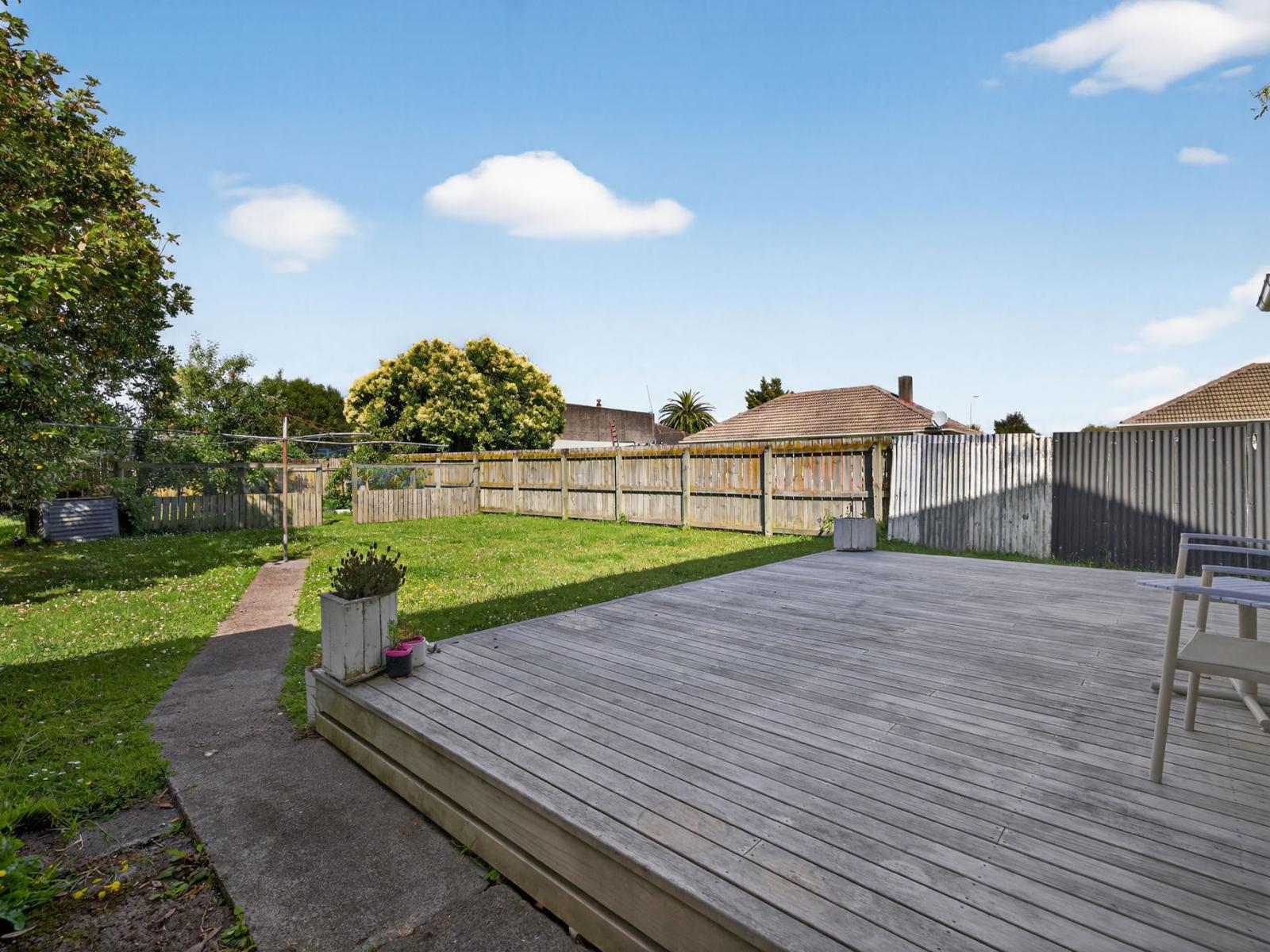 4 Renfrew Place, Highbury