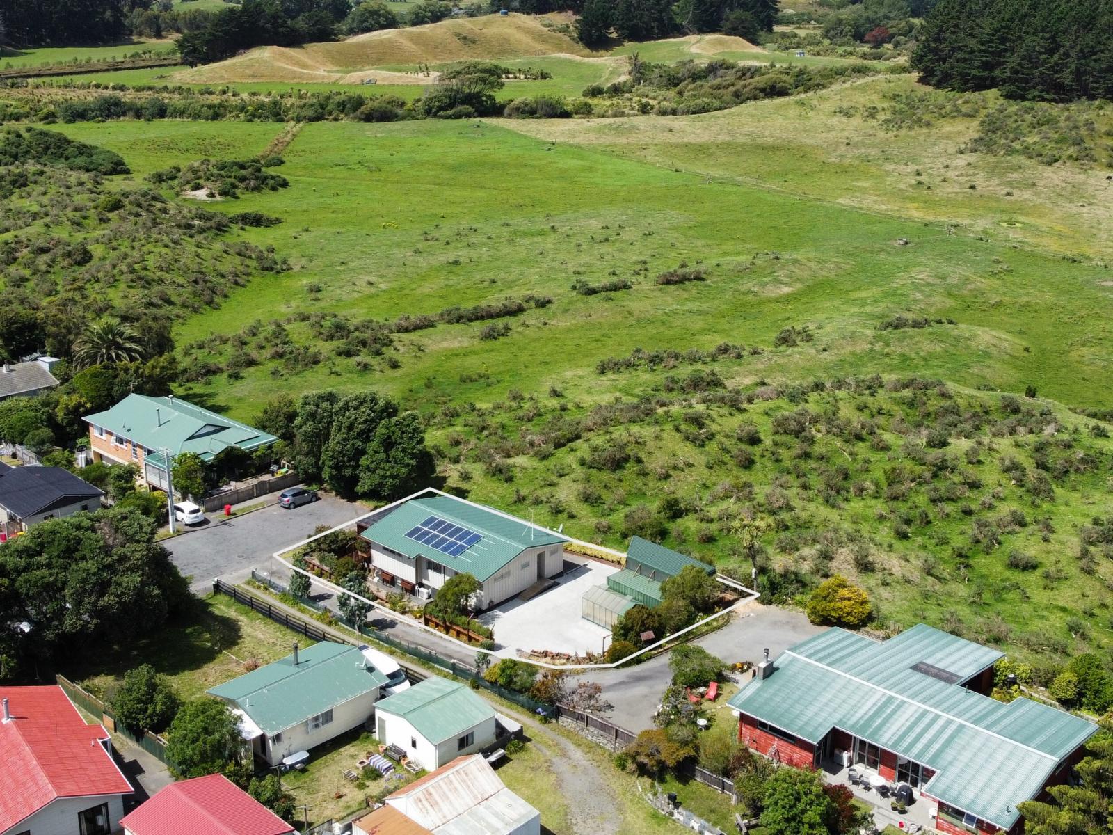 55 Toi Street, Otaki Beach