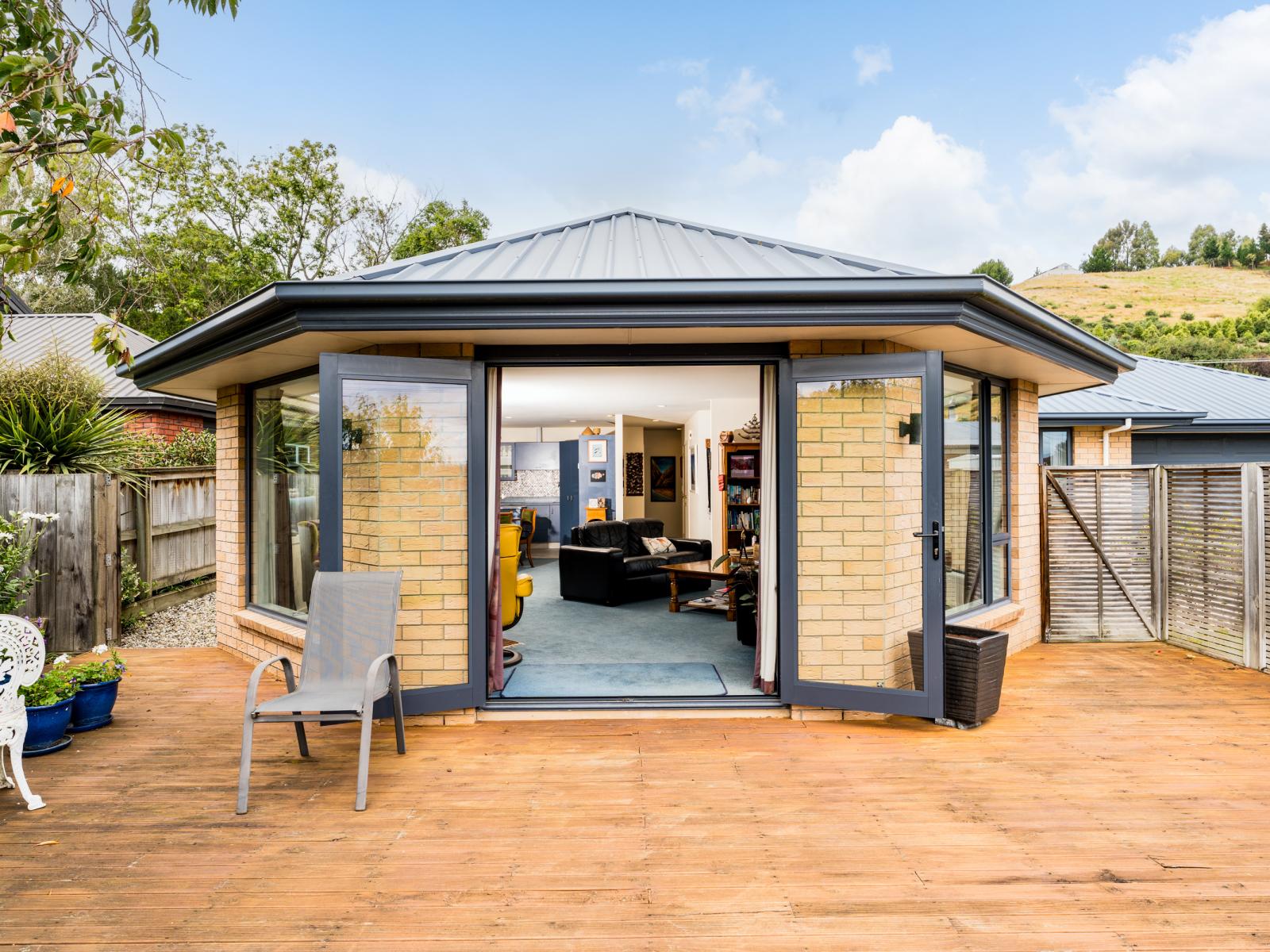 73 Main South Road, Mosgiel