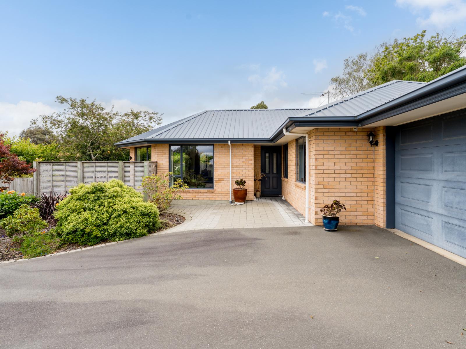 73 Main South Road, Mosgiel