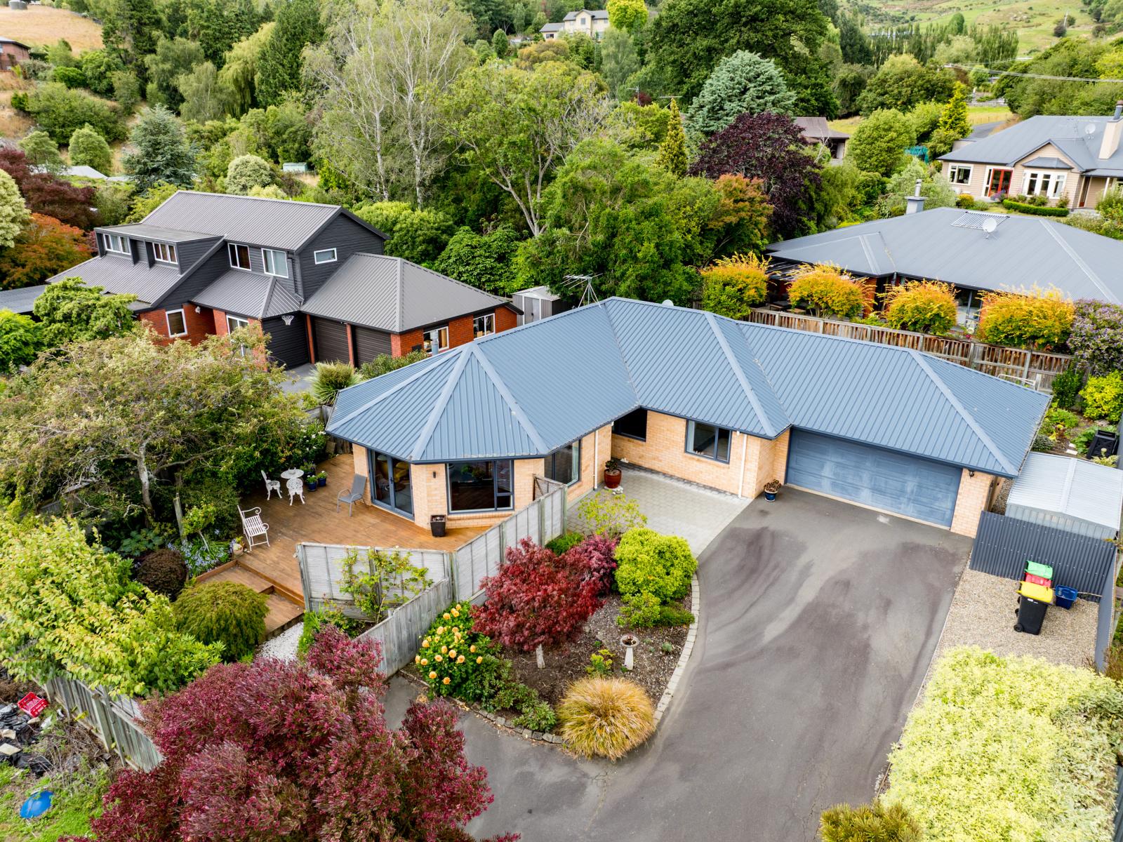 73 Main South Road, Mosgiel