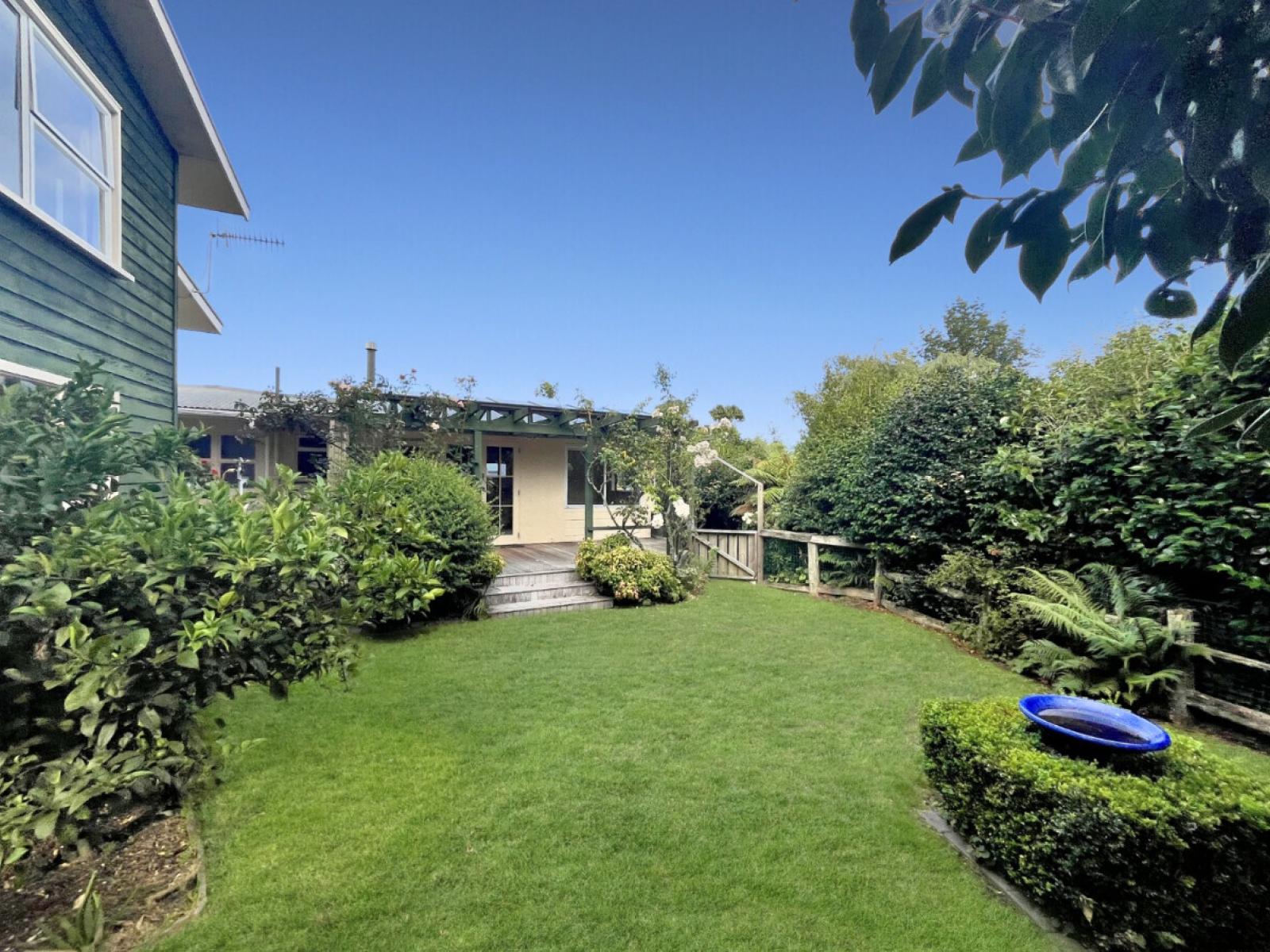 64 Chesham Avenue, Waipahihi