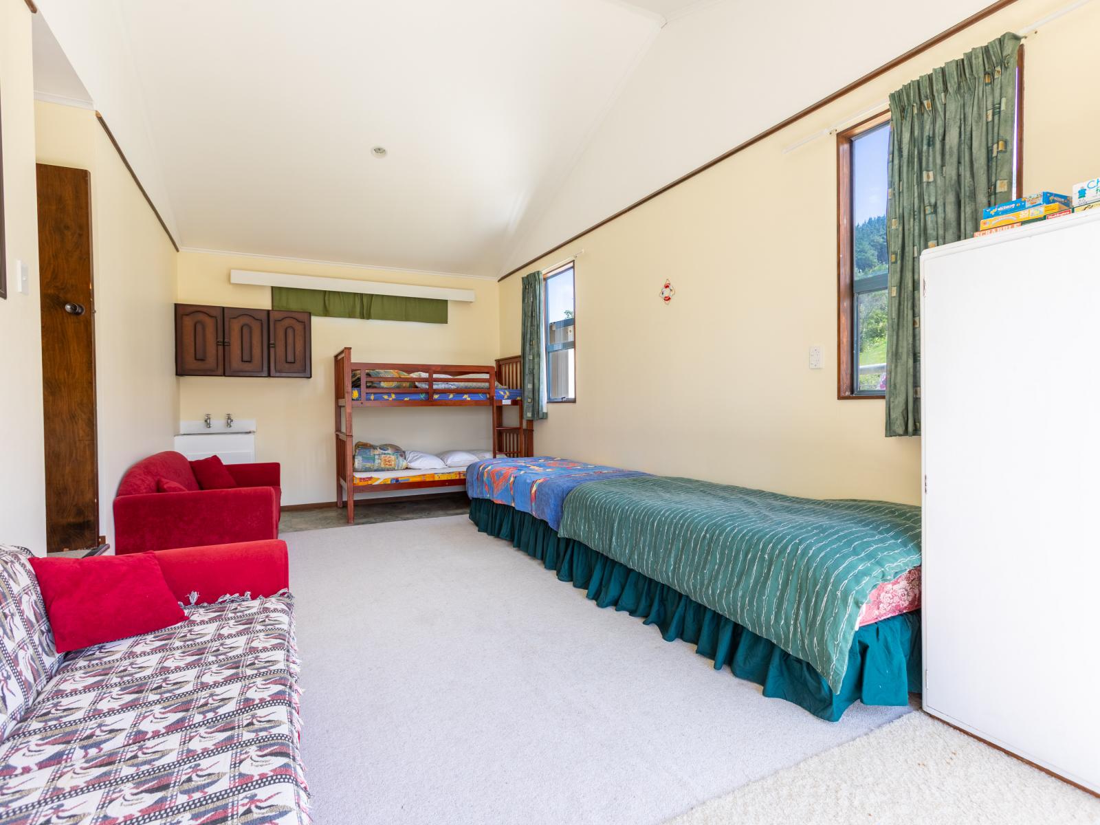 54 Akitio Esplanade, Akitio 