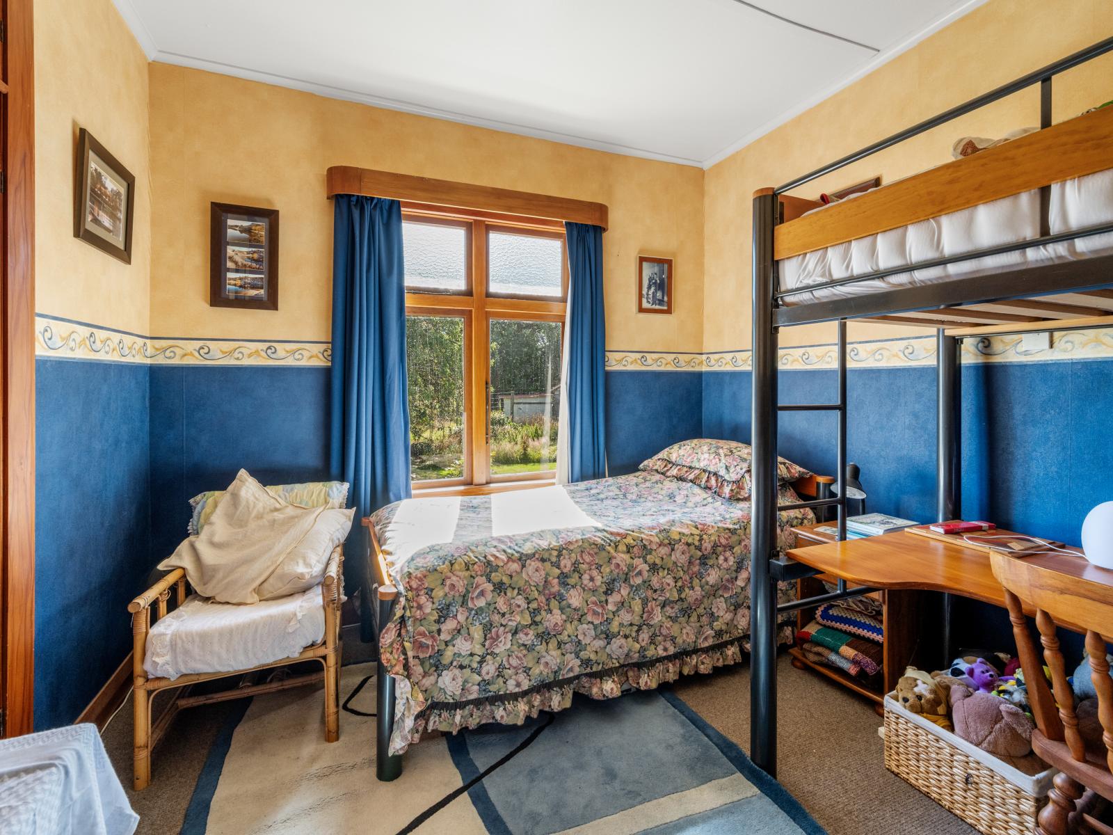 359 Glassford Road, Drybread