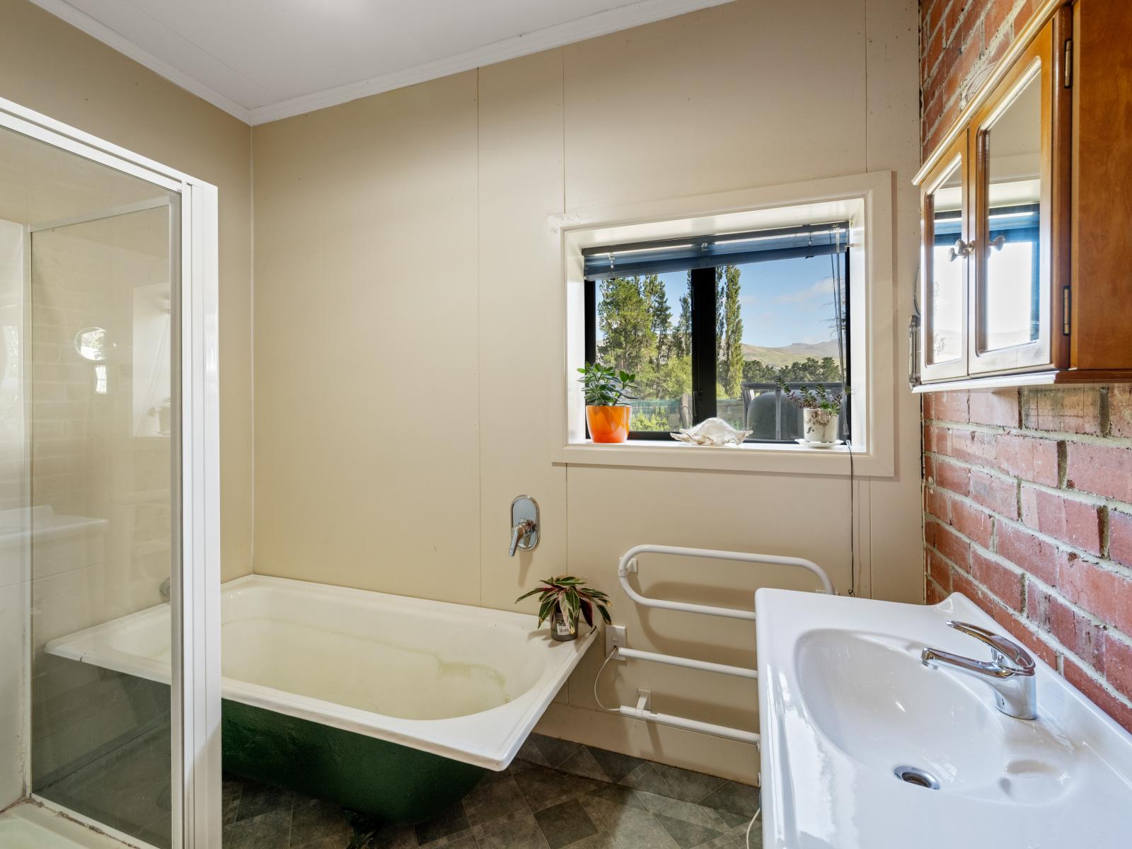 359 Glassford Road, Drybread