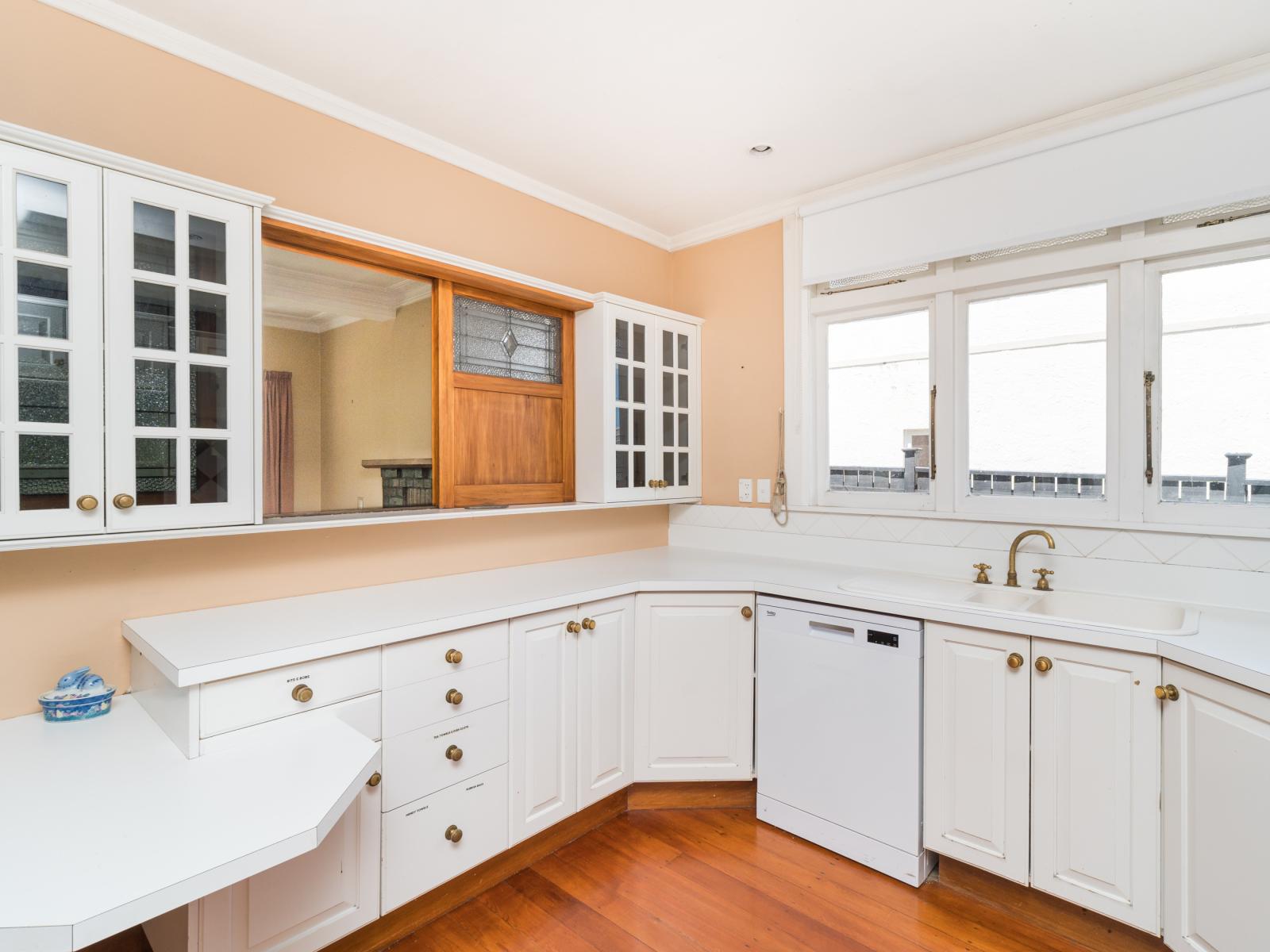 4 Russell Street, Palmerston North