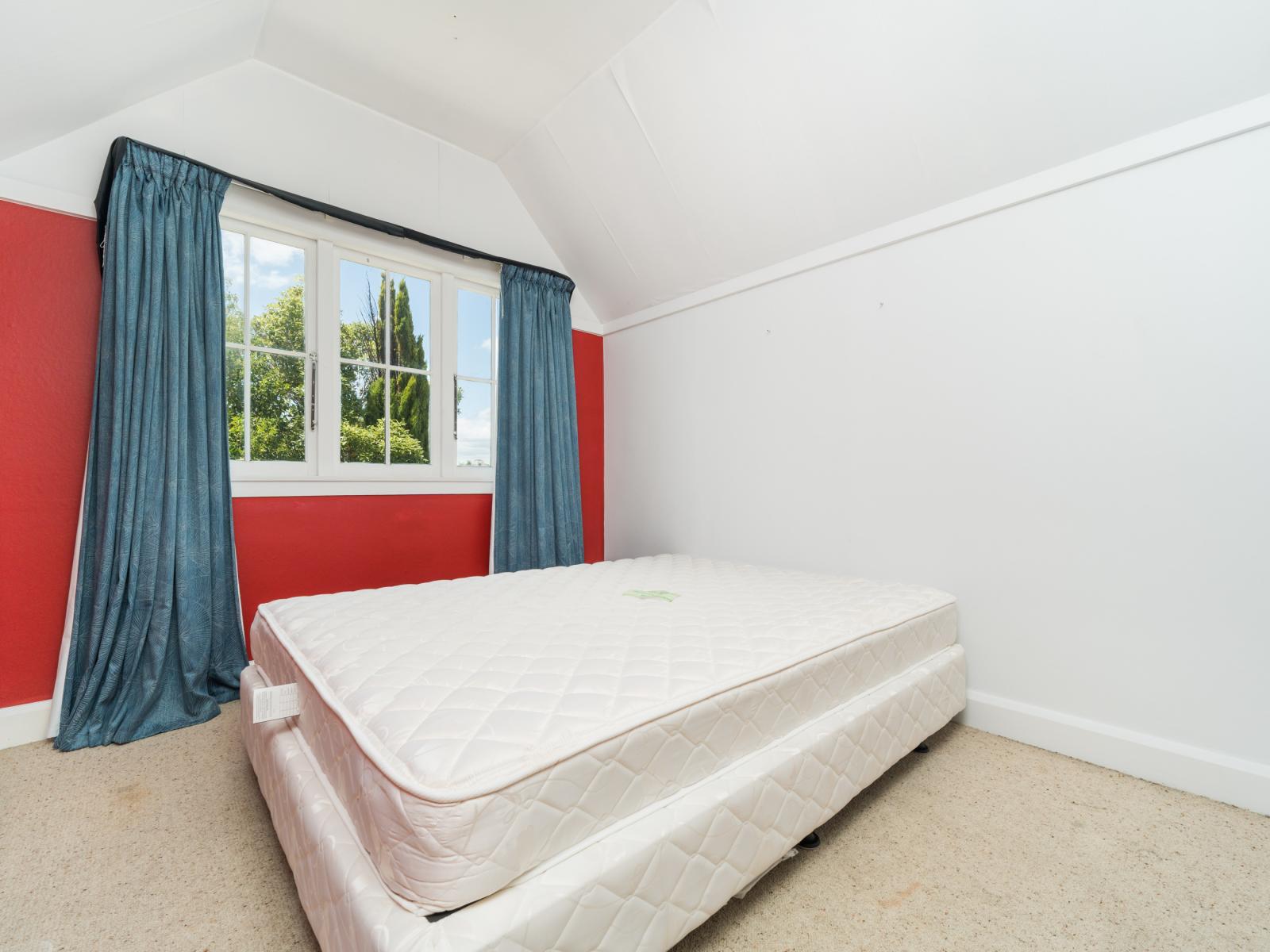 4 Russell Street, Palmerston North