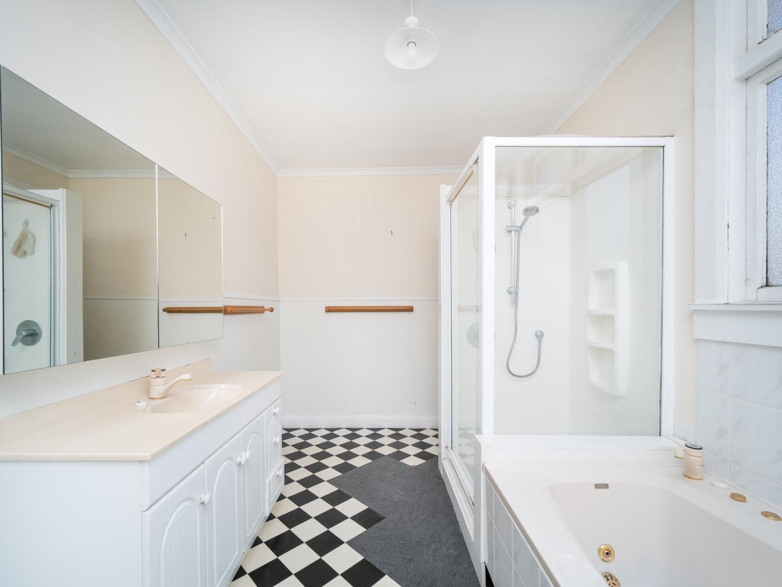 4 Russell Street, Palmerston North