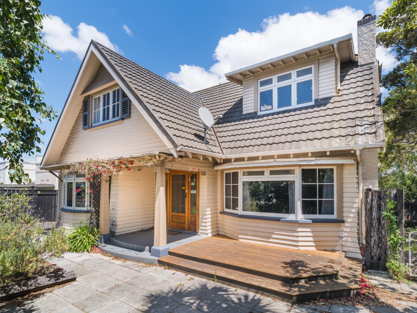 4 Russell Street, Palmerston North