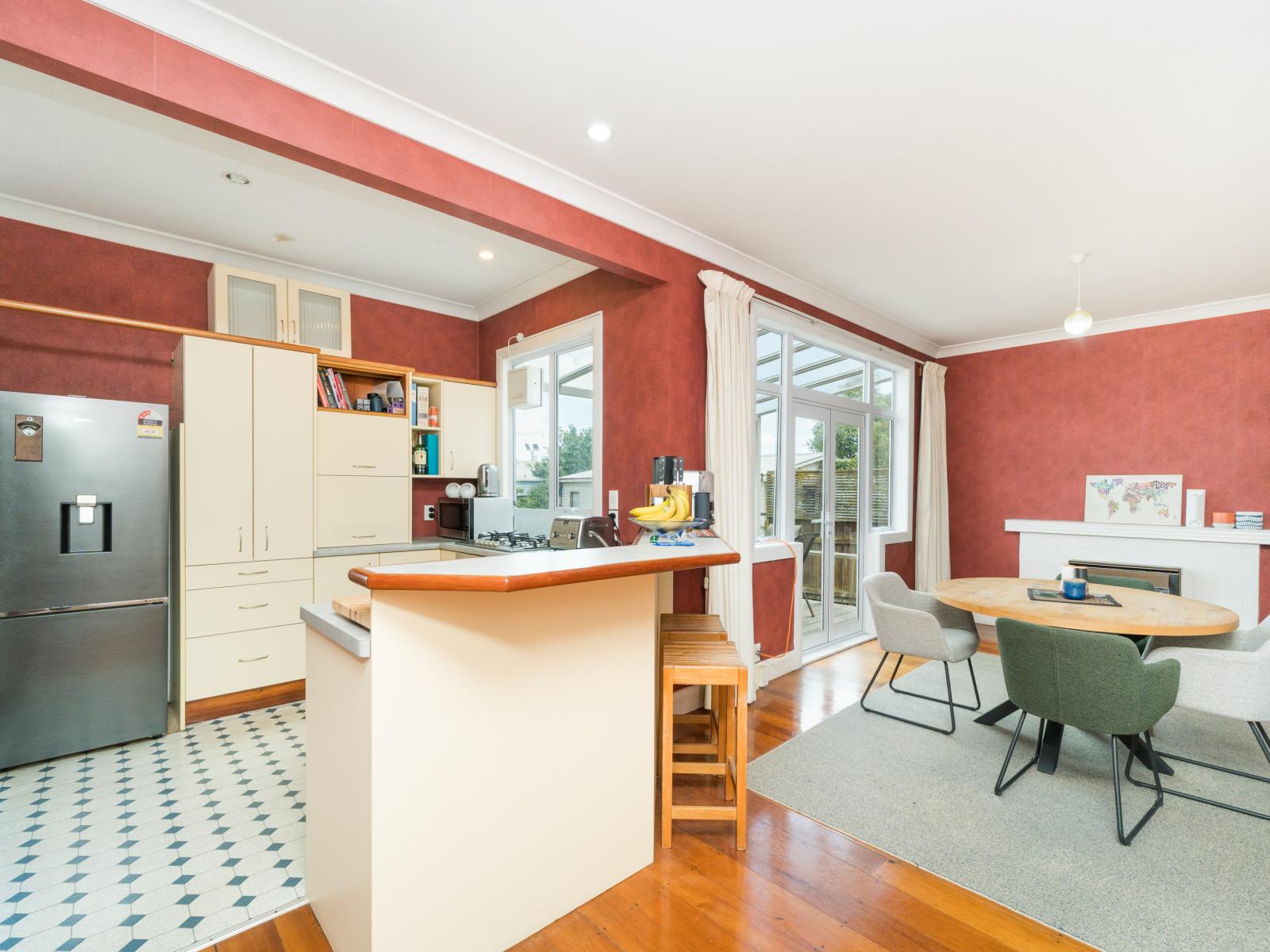 8 Russell Street, Palmerston North