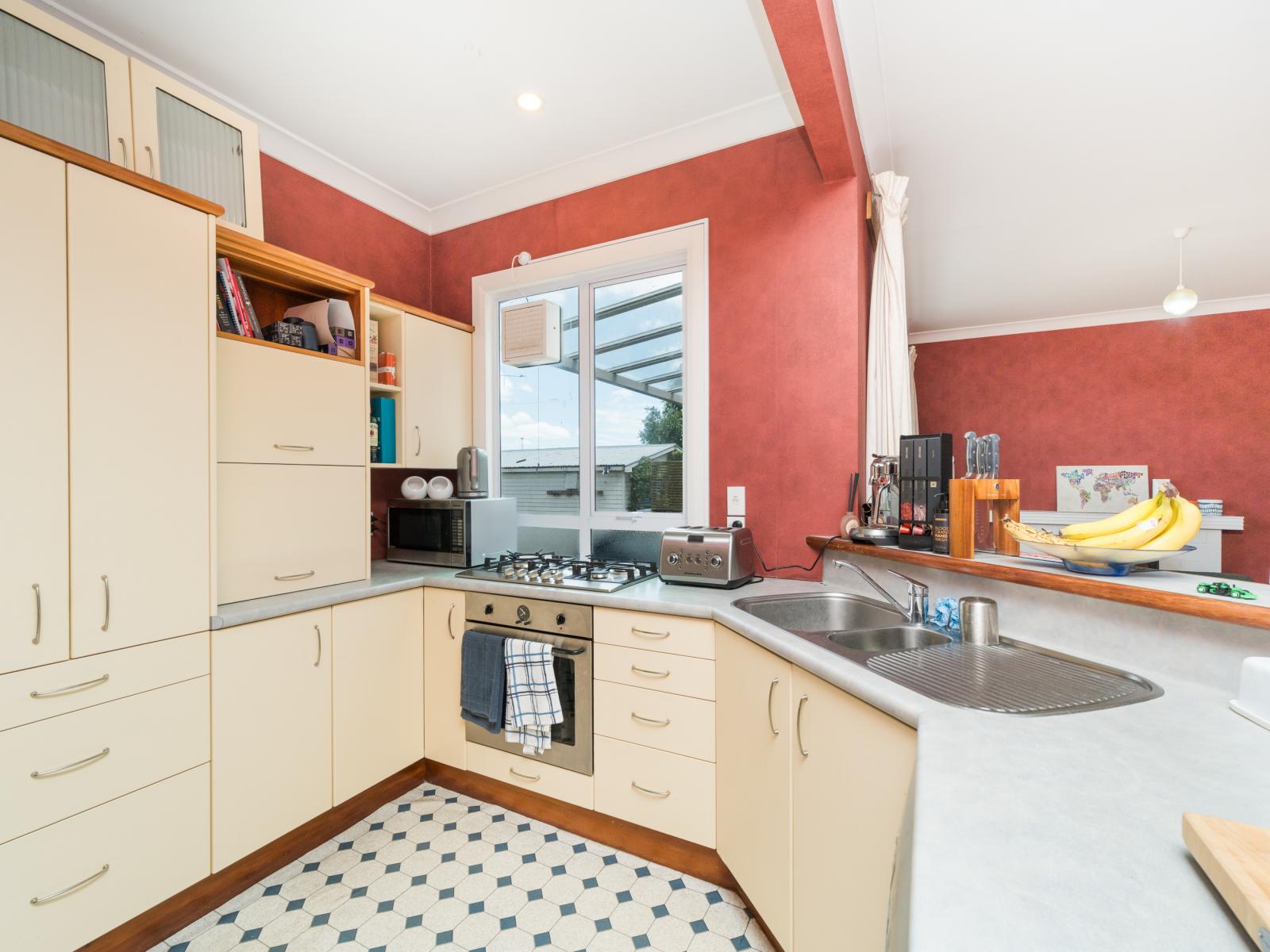 8 Russell Street, Palmerston North