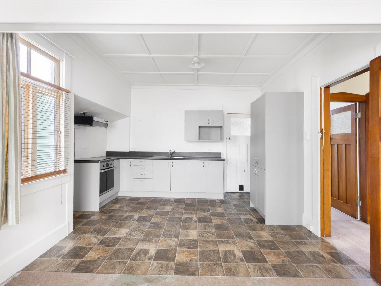 34 Derby Street, Westport