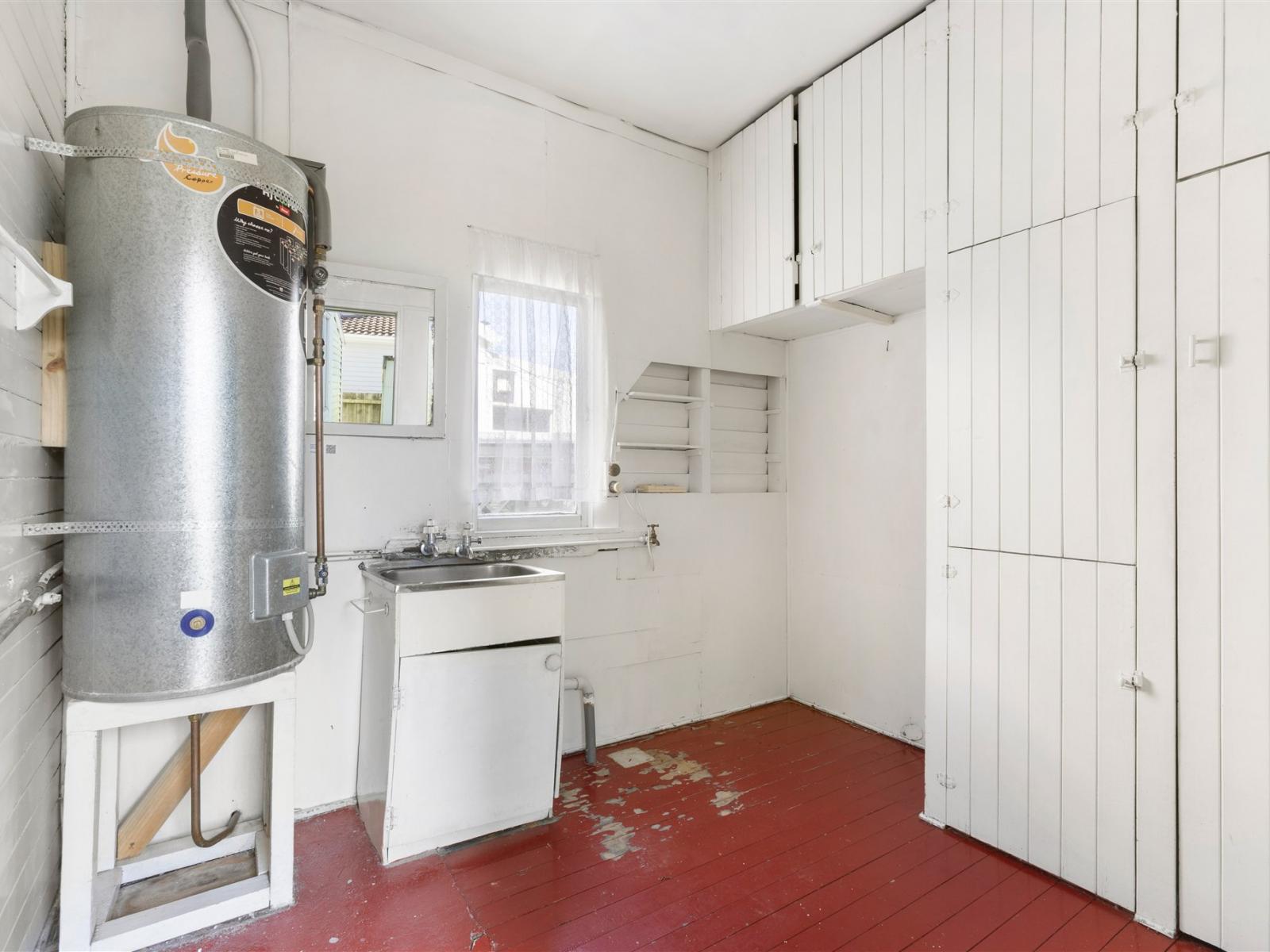 34 Derby Street, Westport