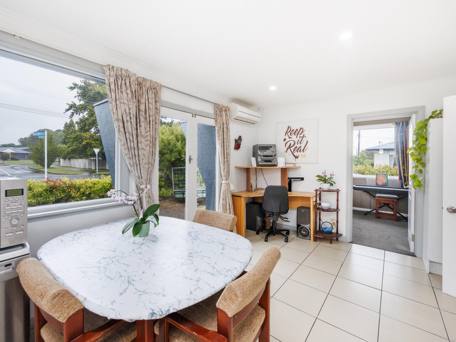 30 Pharazyn Street, Feilding