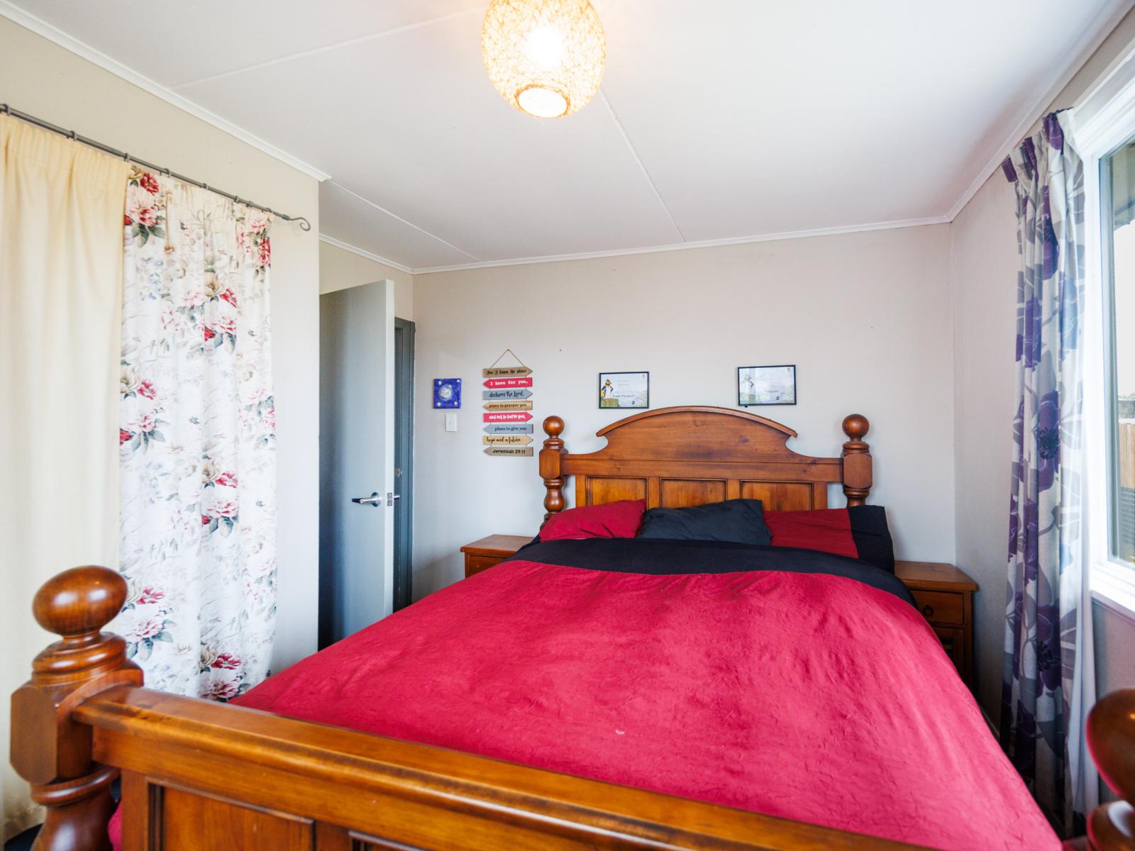 30 Pharazyn Street, Feilding